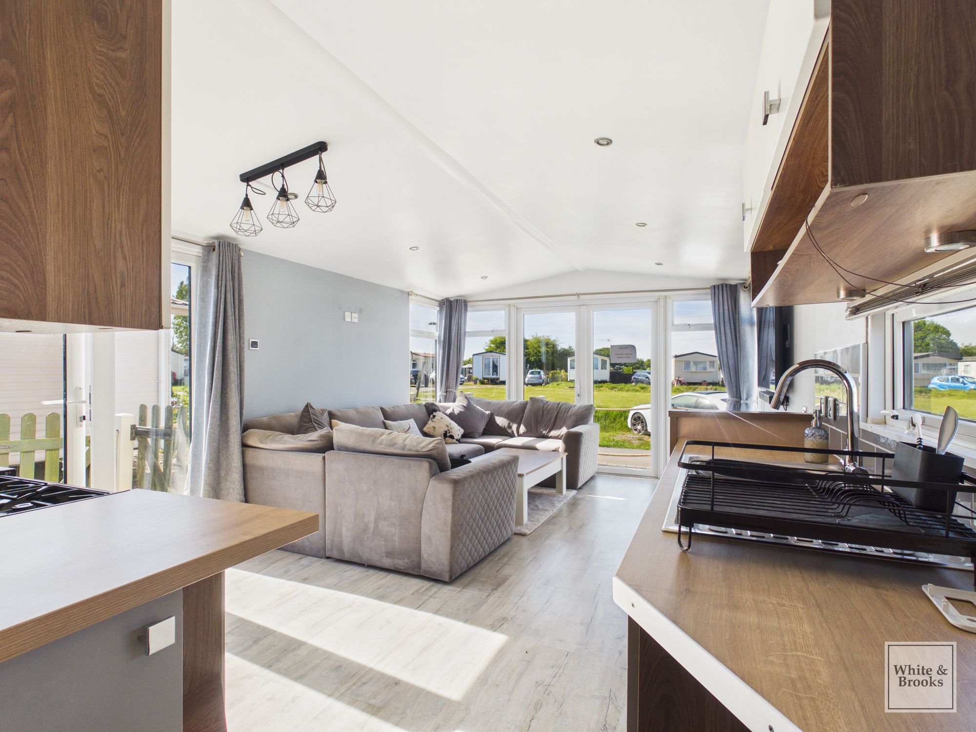 2 bed caravan for sale in Chichester Road, Bognor Regis, PO21 7