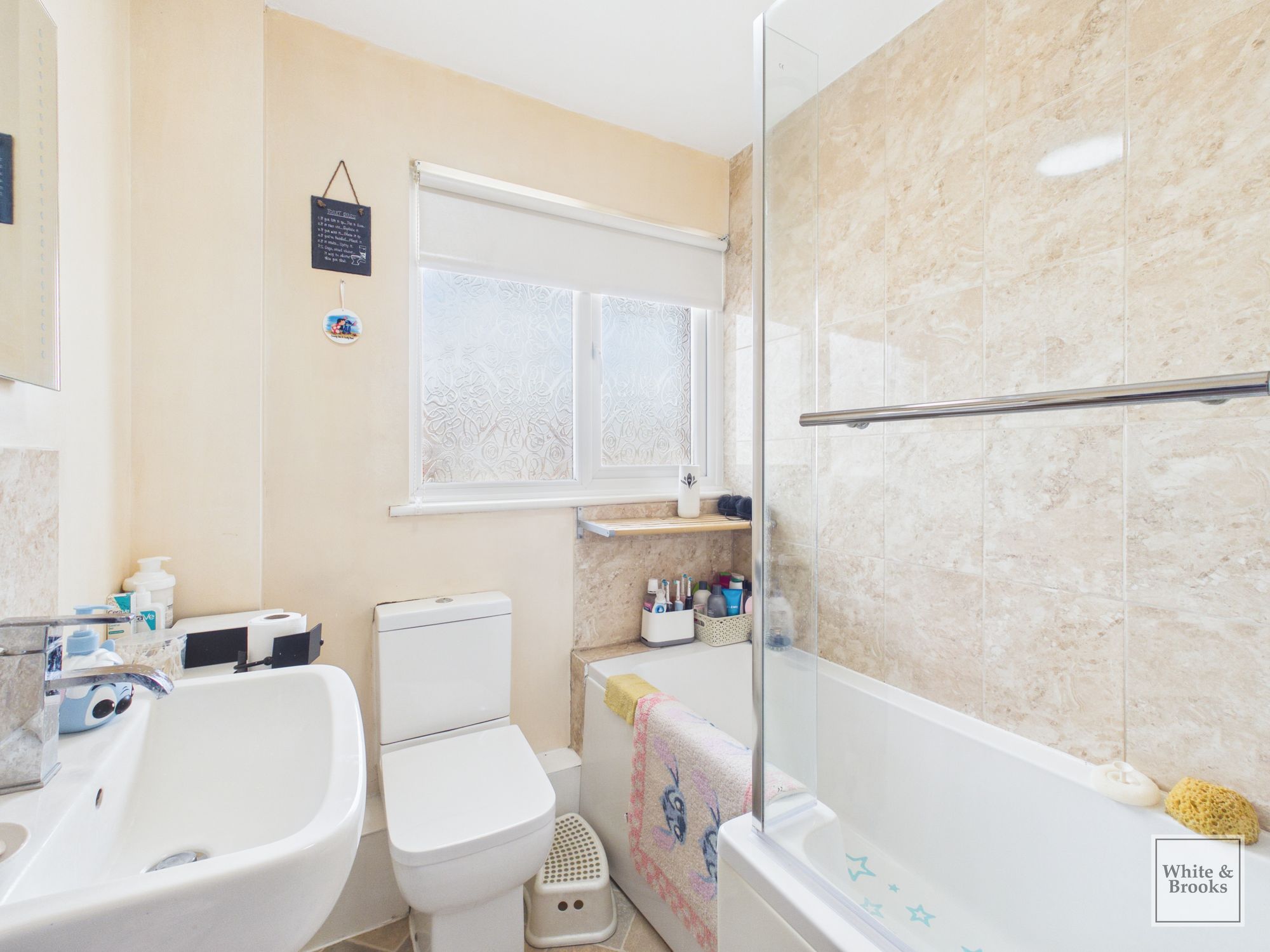 3 bed end of terrace house for sale in Stroud Green Drive, Bognor Regis, PO21 6