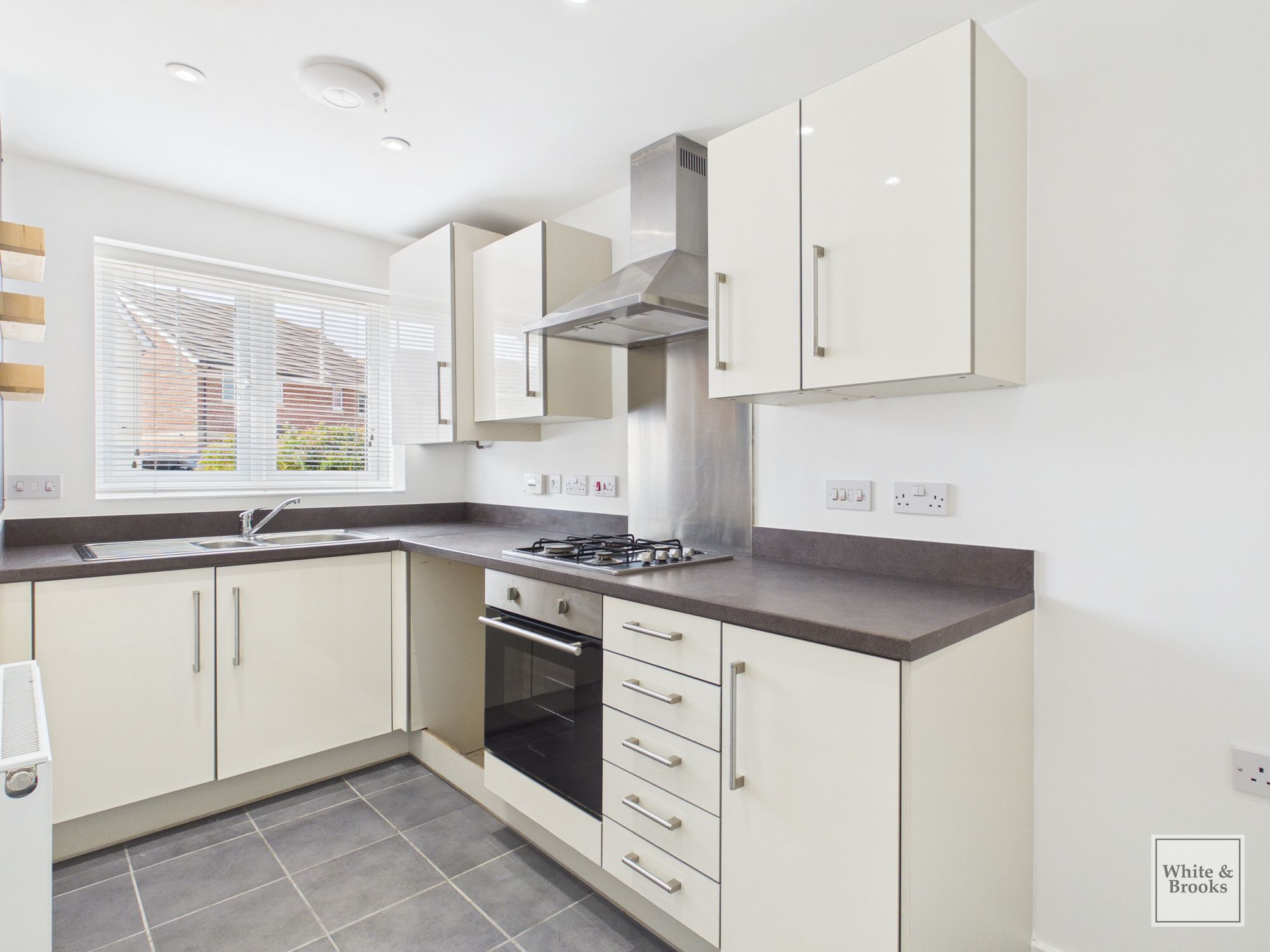 2 bed semi-detached house for sale in Applegate Way, Bognor Regis, PO21 1