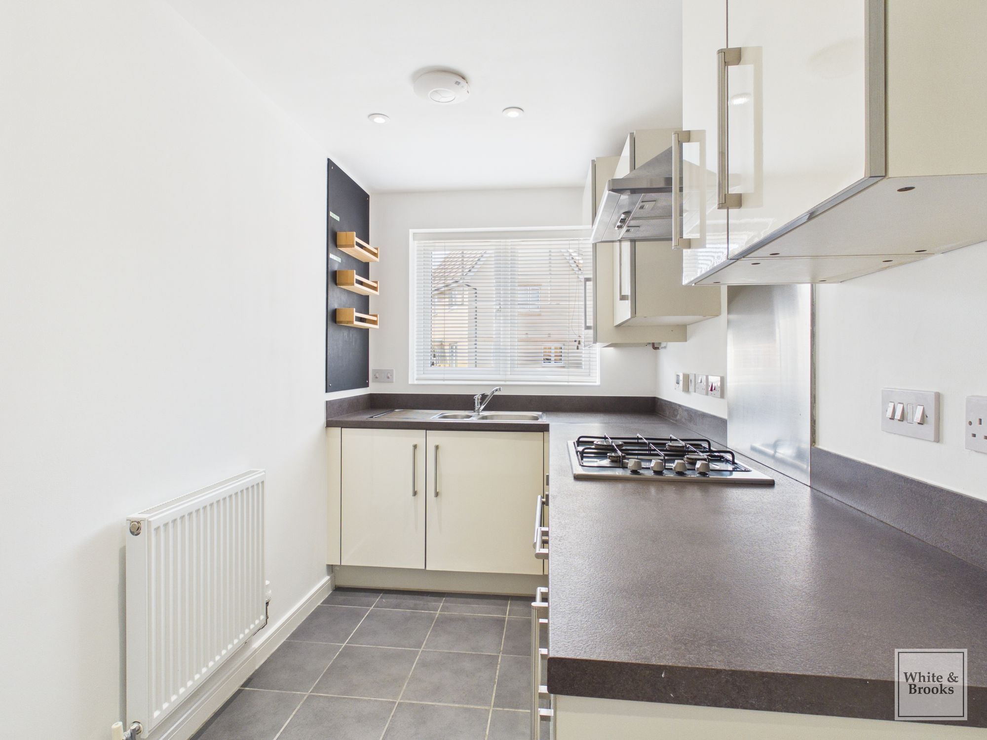 2 bed semi-detached house for sale in Applegate Way, Bognor Regis, PO21  - Property Image 7