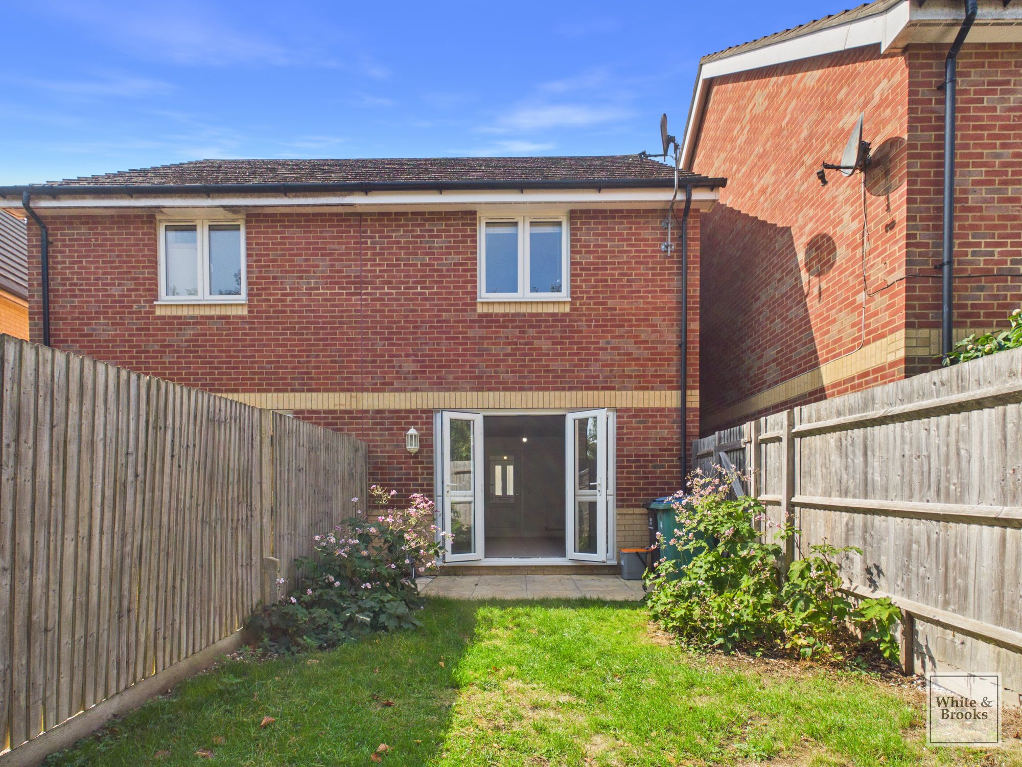 2 bed semi-detached house for sale in Applegate Way, Bognor Regis, PO21 15