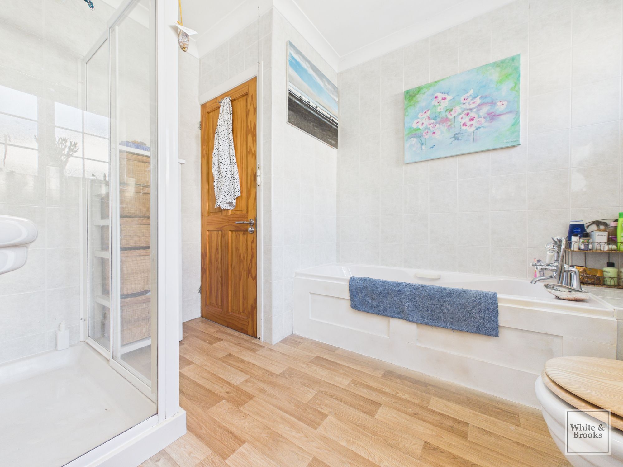 4 bed detached bungalow for sale in Orchard Avenue, Chichester, PO19 10