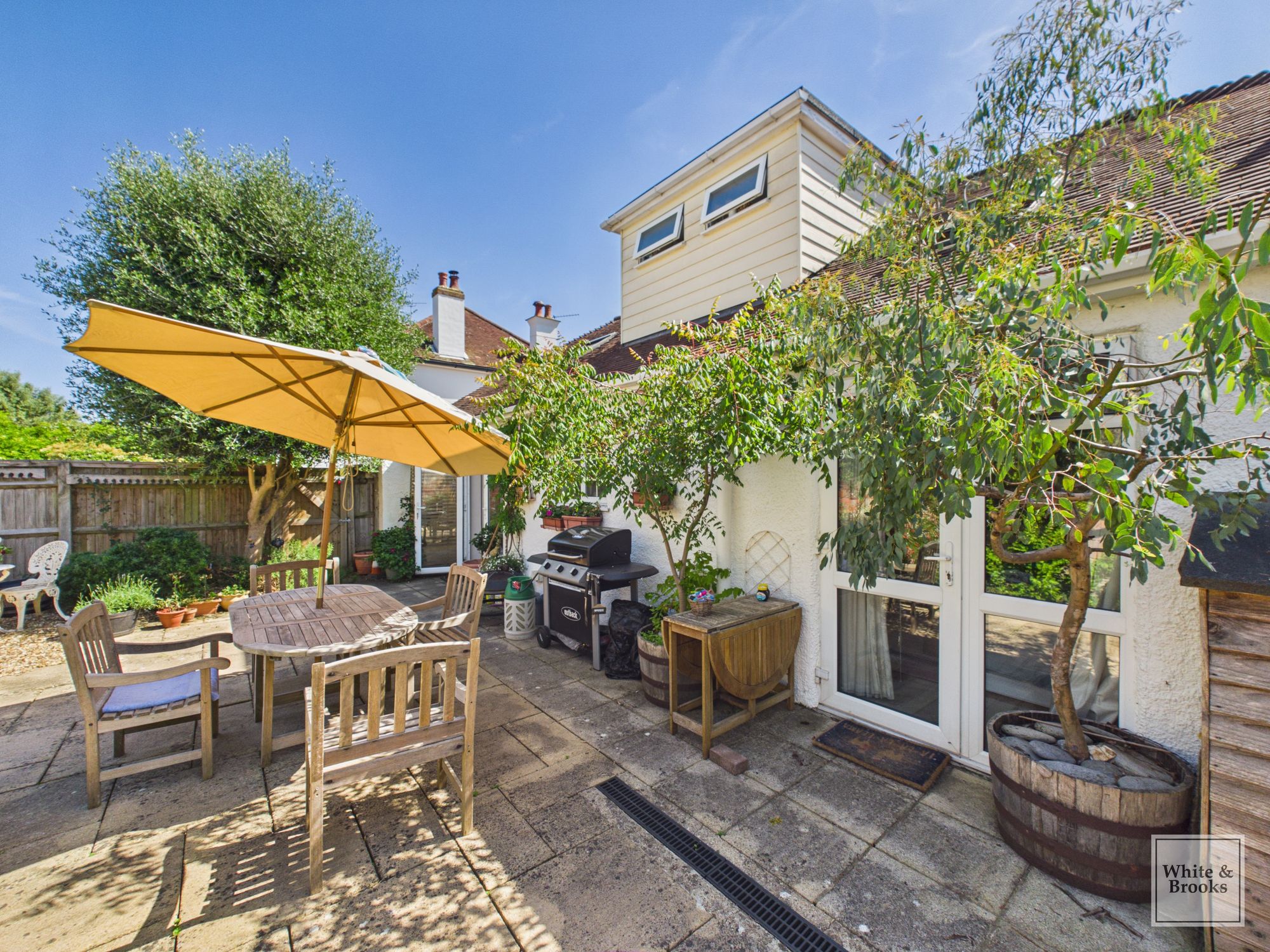 4 bed detached bungalow for sale in Orchard Avenue, Chichester, PO19 20