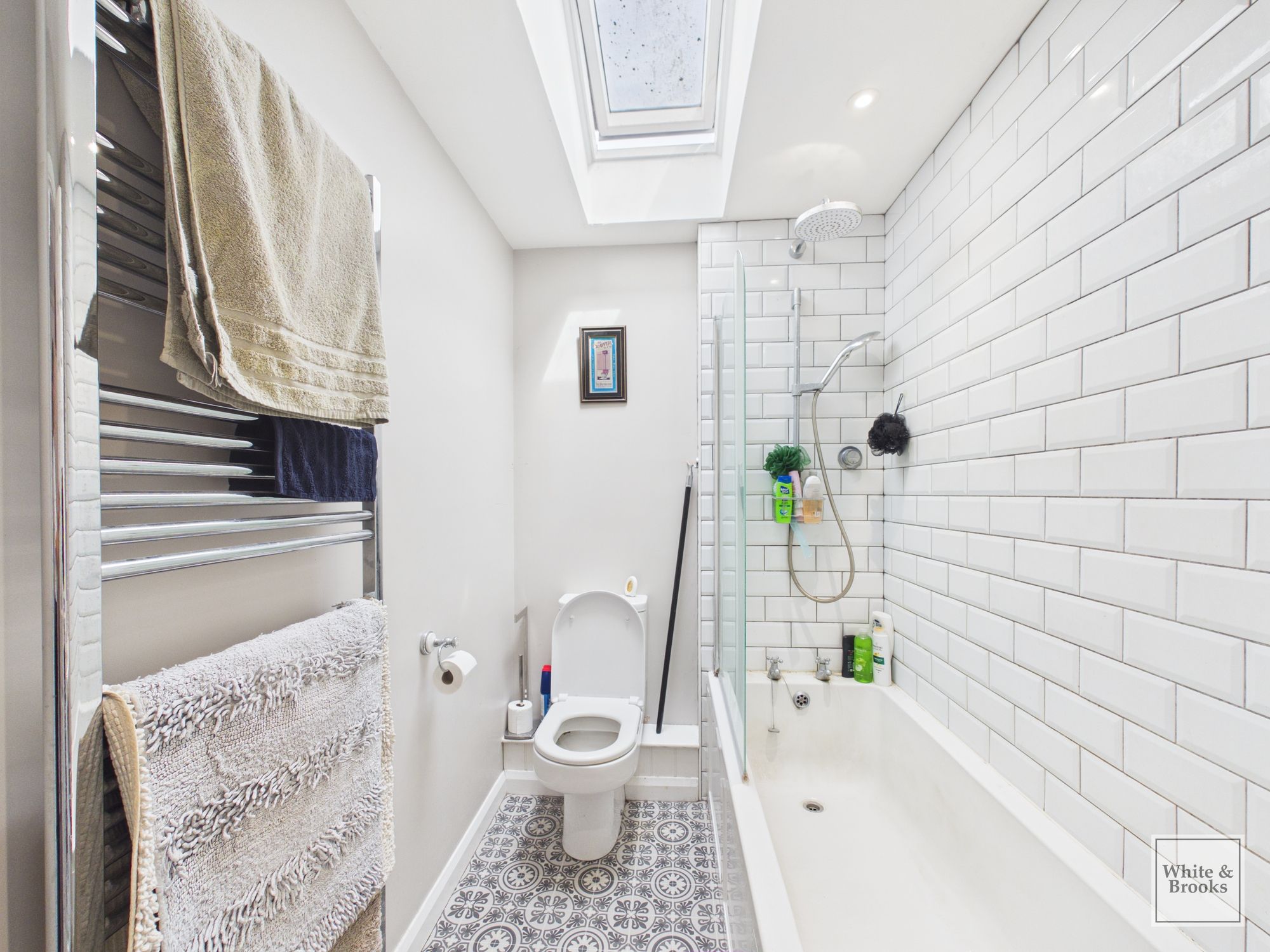 3 bed semi-detached house for sale in Woodend, Bognor Regis, PO21  - Property Image 10