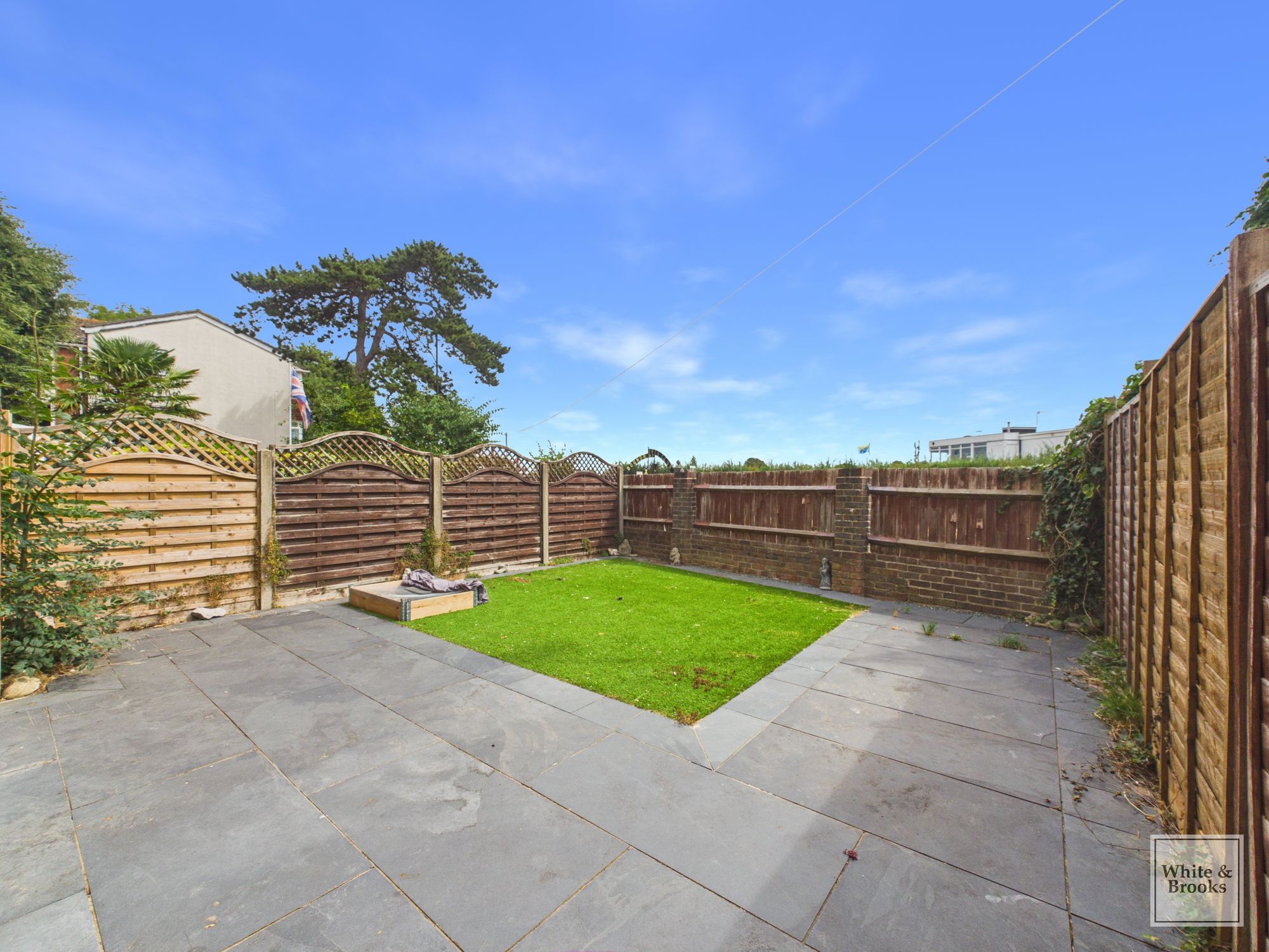 3 bed semi-detached house for sale in Woodend, Bognor Regis, PO21 11