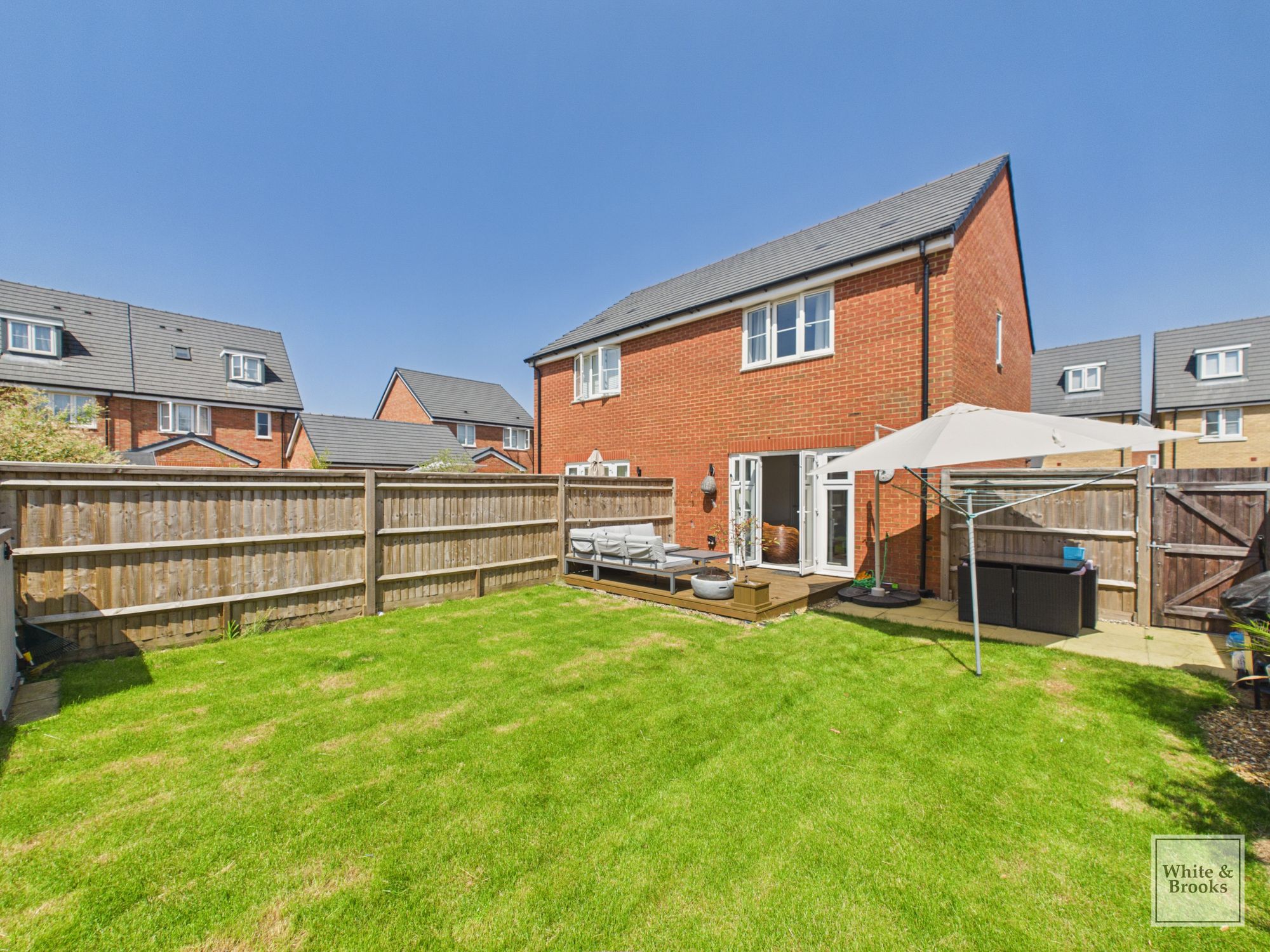 2 bed semi-detached house for sale in Petrel Way, Chichester, PO20  - Property Image 14