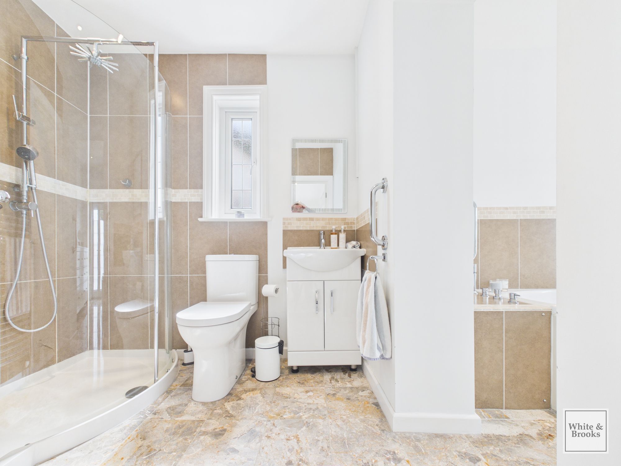 4 bed detached house for sale in Marshall Avenue, Bognor Regis, PO21 28