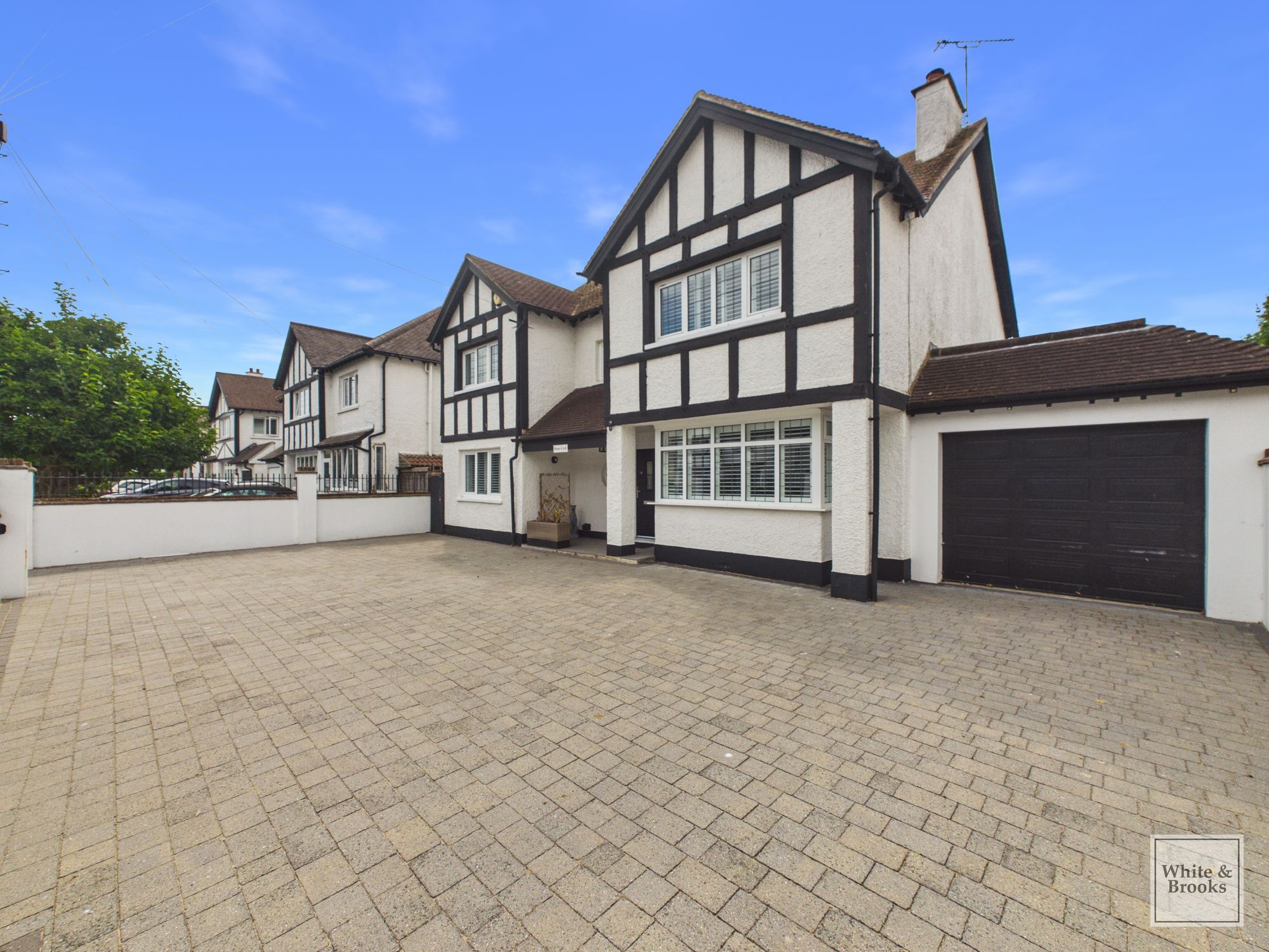 4 bed detached house for sale in Marshall Avenue, Bognor Regis, PO21 33