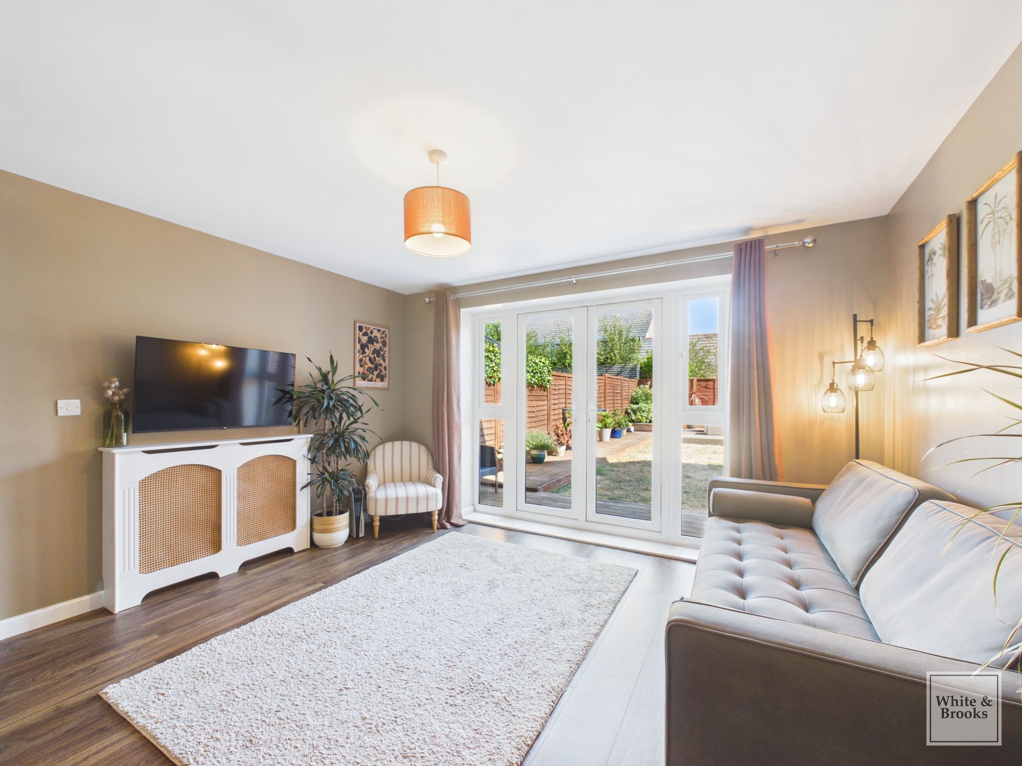 2 bed semi-detached house for sale in Blackberry Copse, Felpham, PO22  - Property Image 2