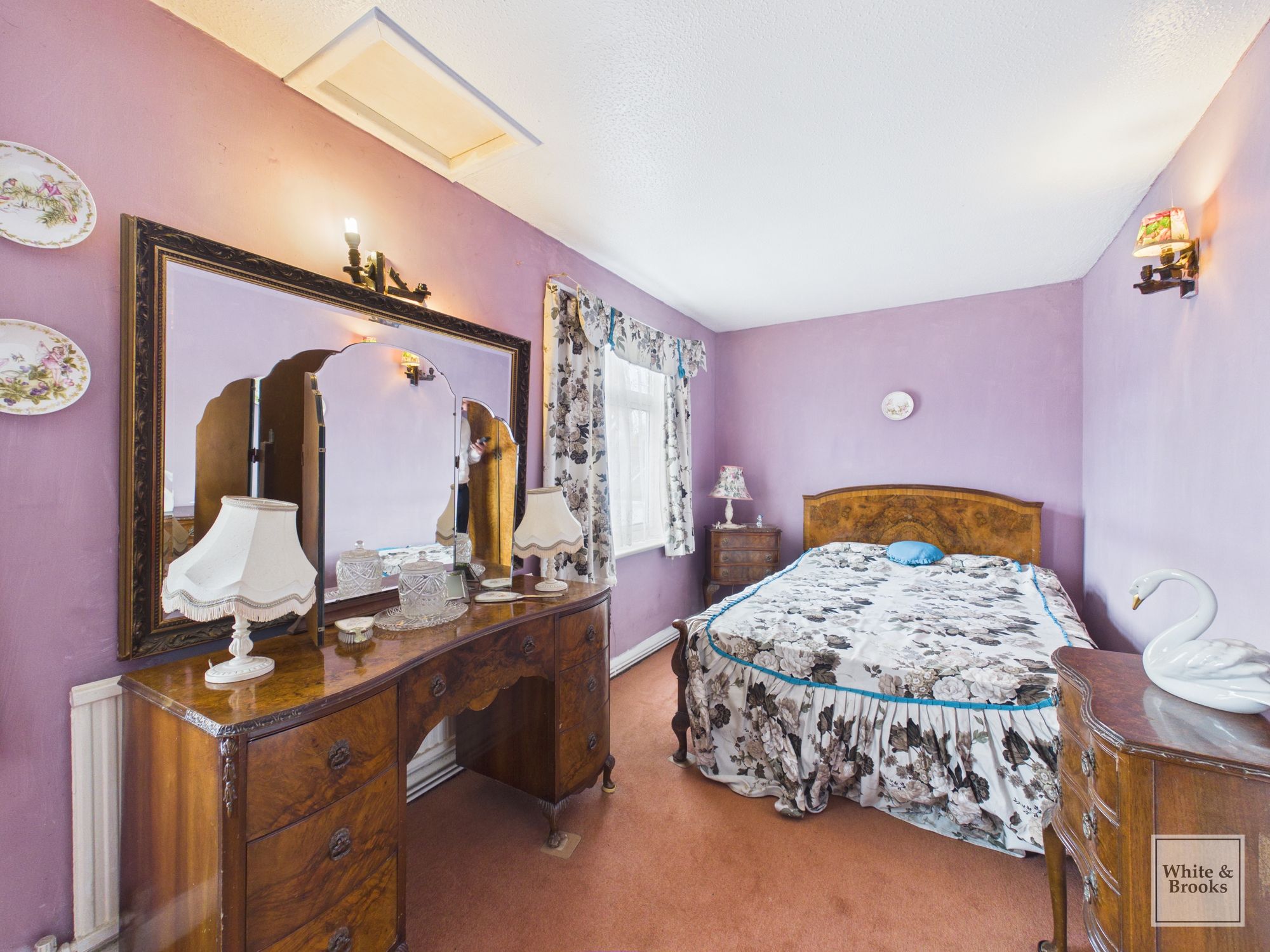 4 bed semi-detached house for sale in The Peacheries, Chichester, PO19  - Property Image 12