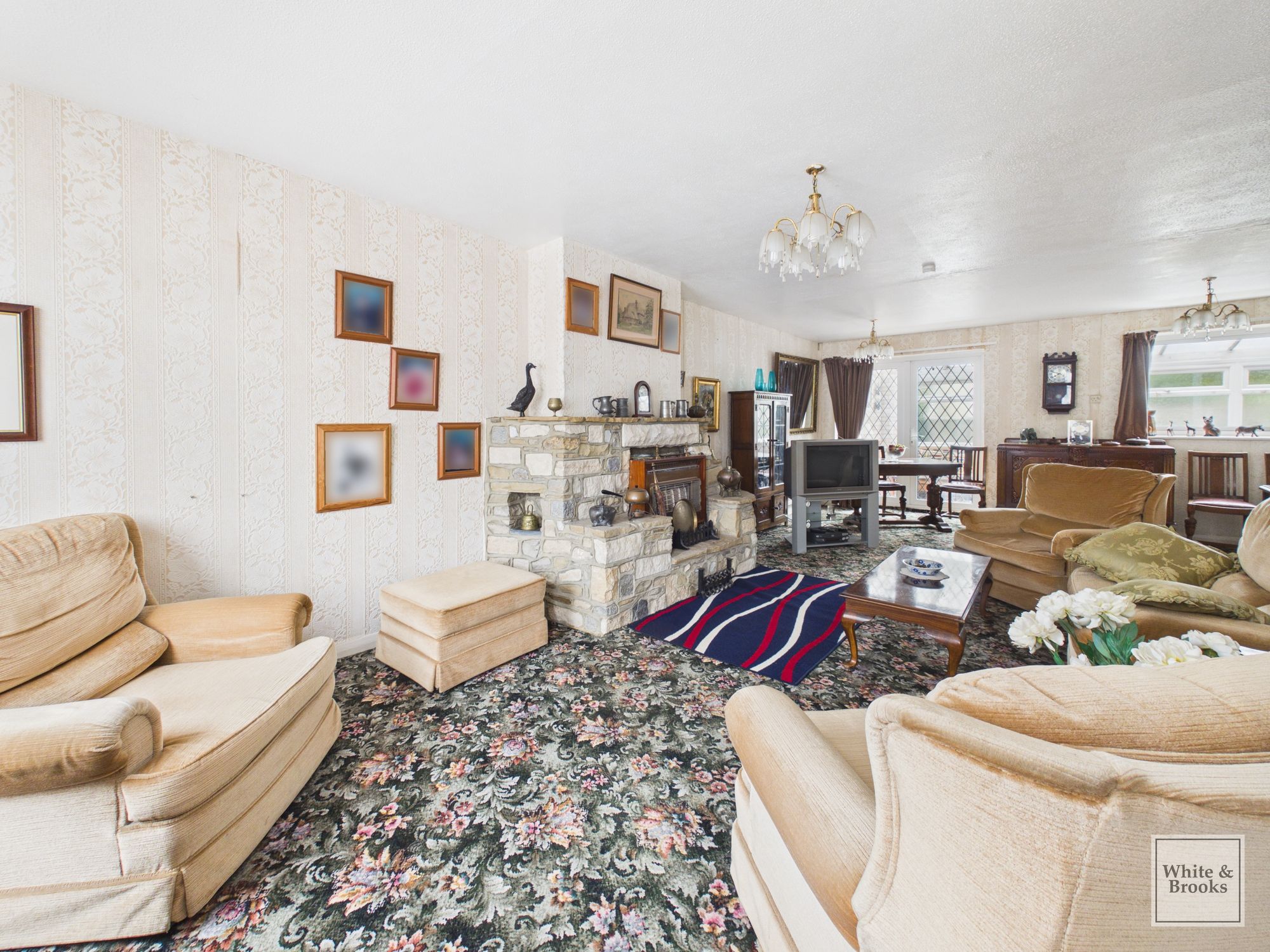 4 bed semi-detached house for sale in The Peacheries, Chichester, PO19 7