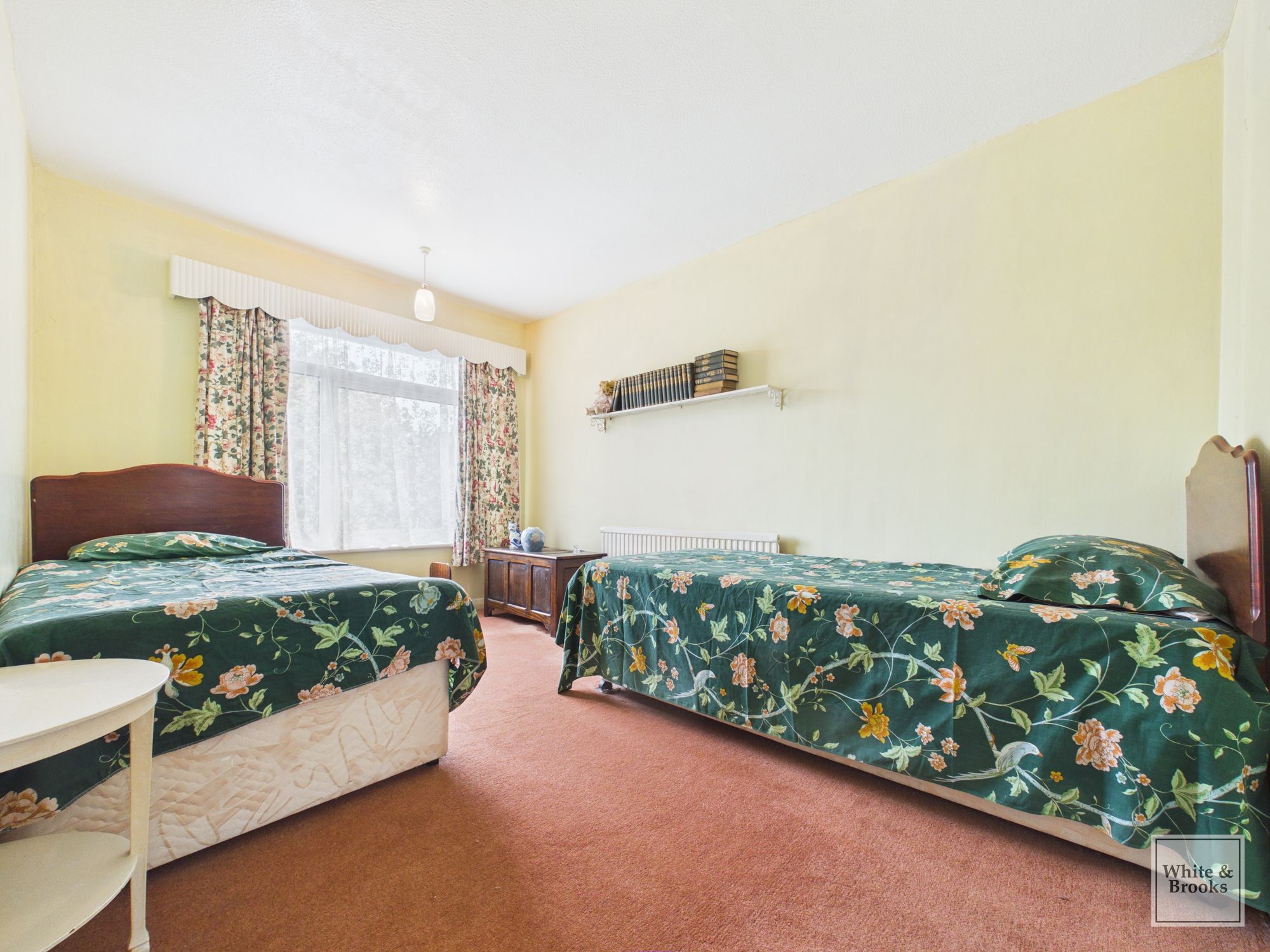 4 bed semi-detached house for sale in The Peacheries, Chichester, PO19  - Property Image 15