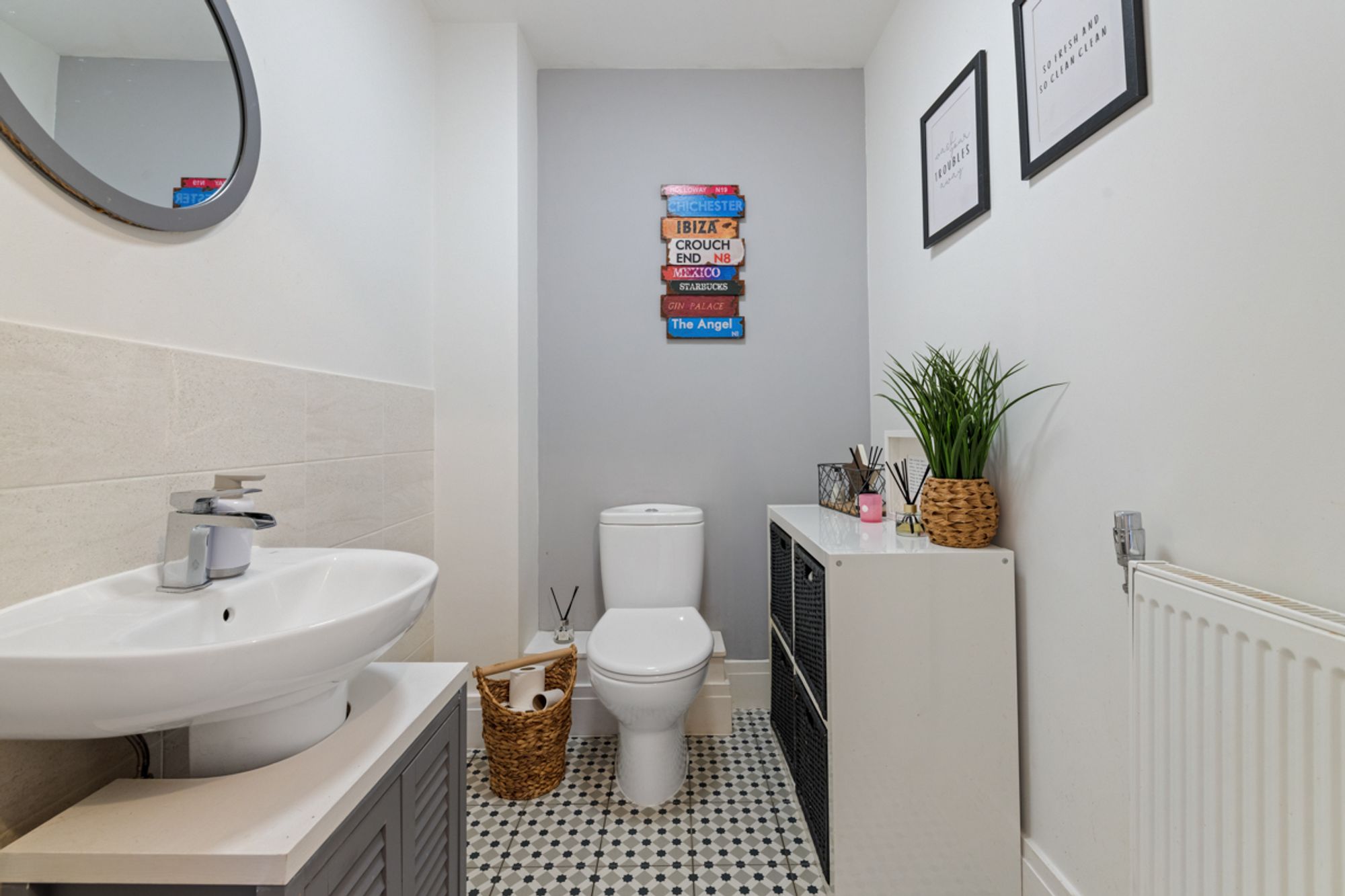 3 bed terraced house for sale in Rendell Gardens, Chichester, PO19  - Property Image 17