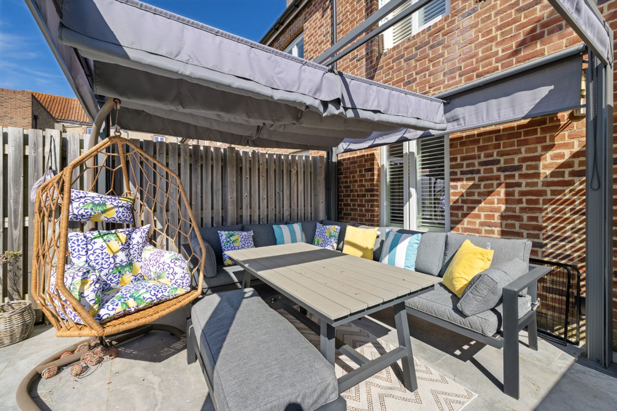 3 bed terraced house for sale in Rendell Gardens, Chichester, PO19  - Property Image 18