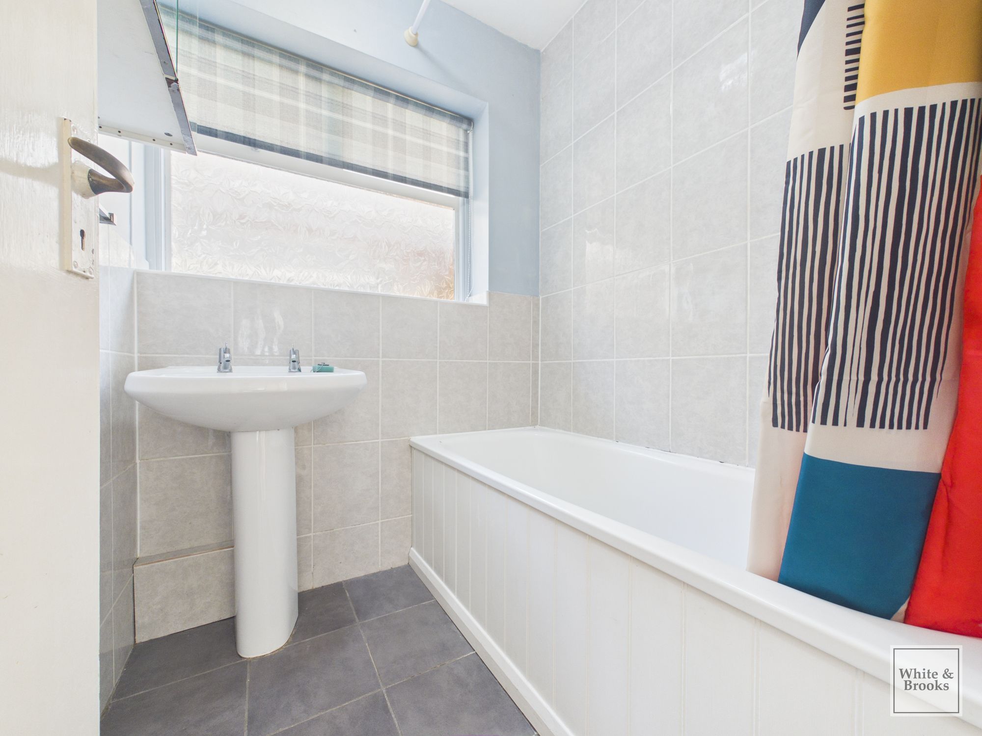 3 bed detached house for sale in Godman Close, Aldwick, PO21  - Property Image 9