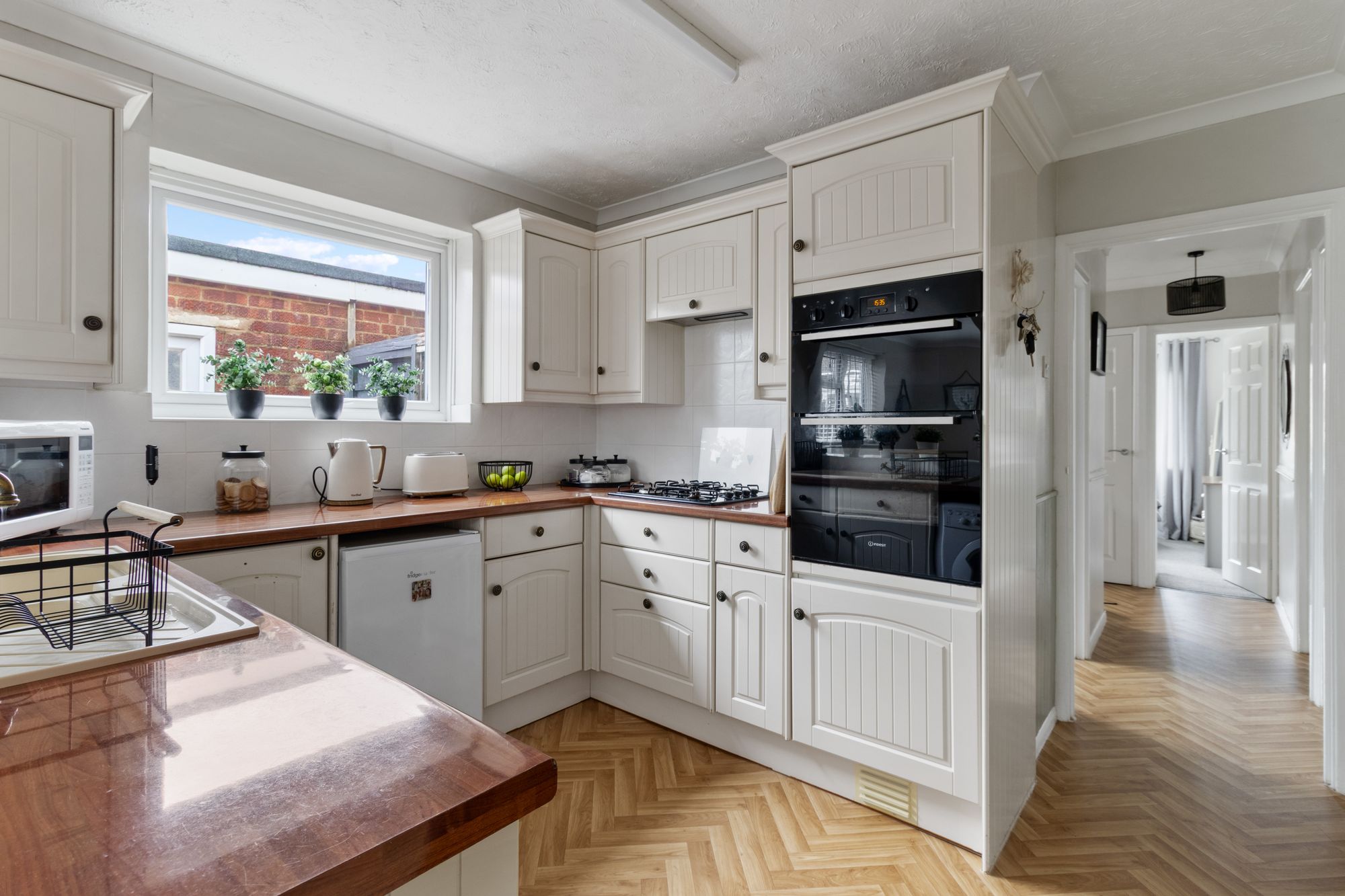 2 bed semi-detached bungalow for sale in Braemar Way, Bognor Regis, PO21  - Property Image 3