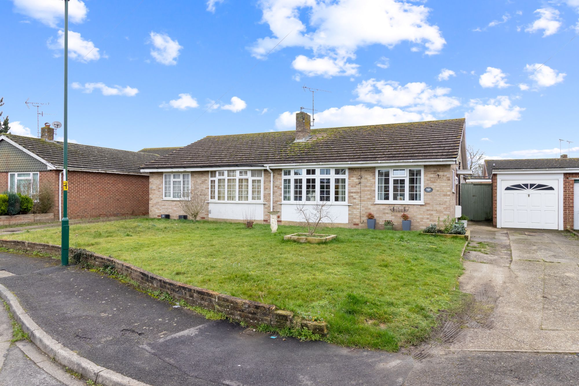 2 bed semi-detached bungalow for sale in Braemar Way, Bognor Regis, PO21 - Property Image 1