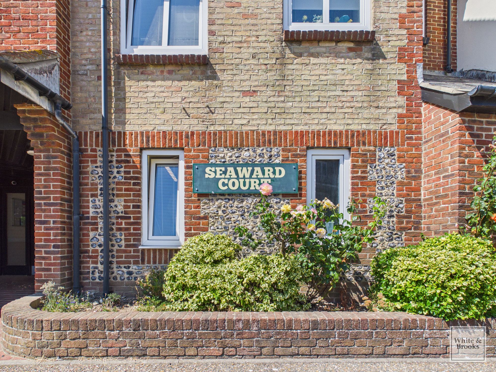 1 bed flat for sale in West Street, Seaward Court West Street, PO21 16