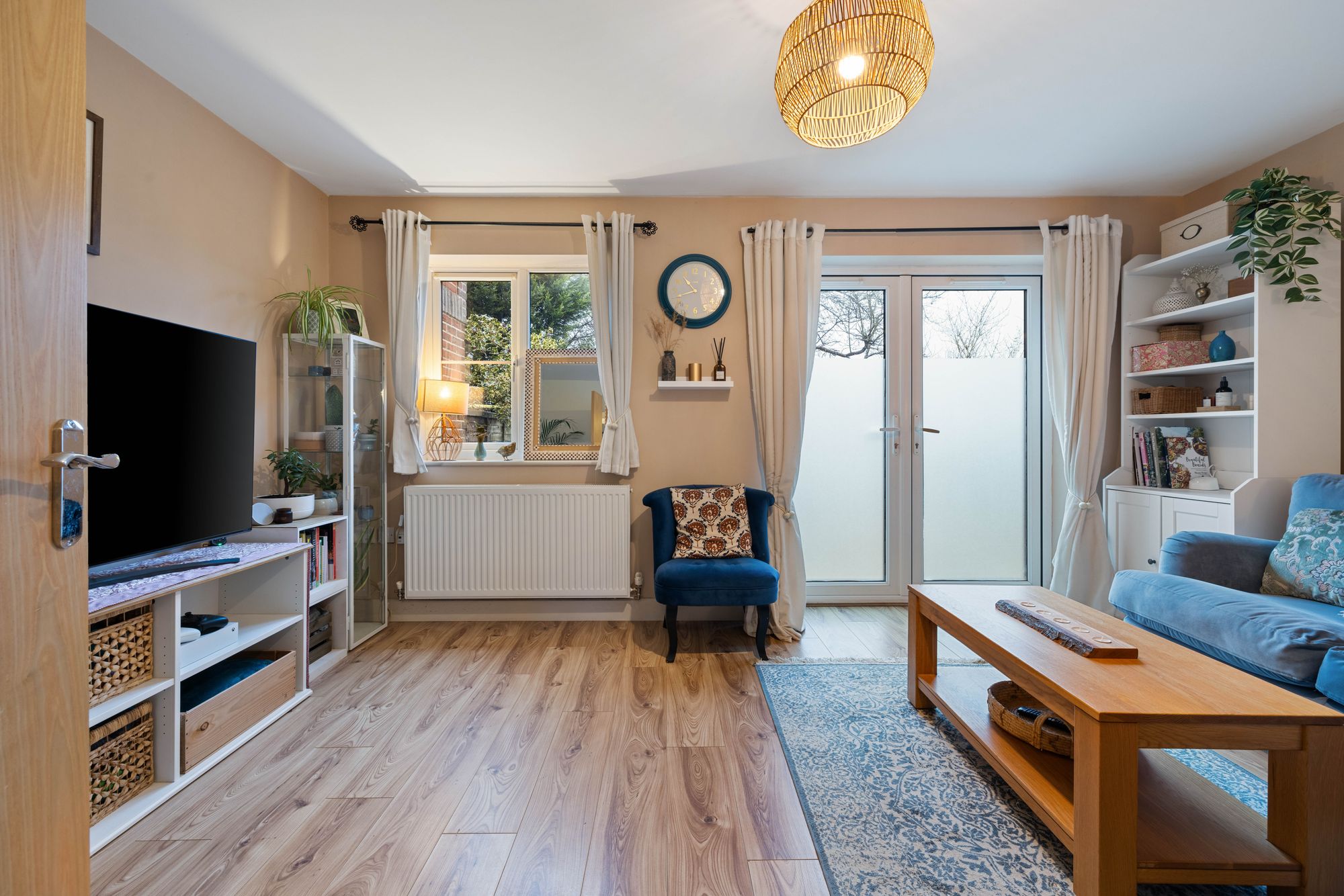 3 bed end of terrace house for sale in Mosse Gardens, Chichester, PO19  - Property Image 6