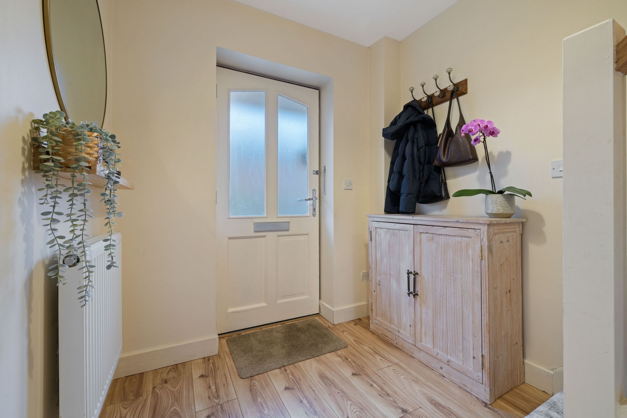 3 bed end of terrace house for sale in Mosse Gardens, Chichester, PO19 9