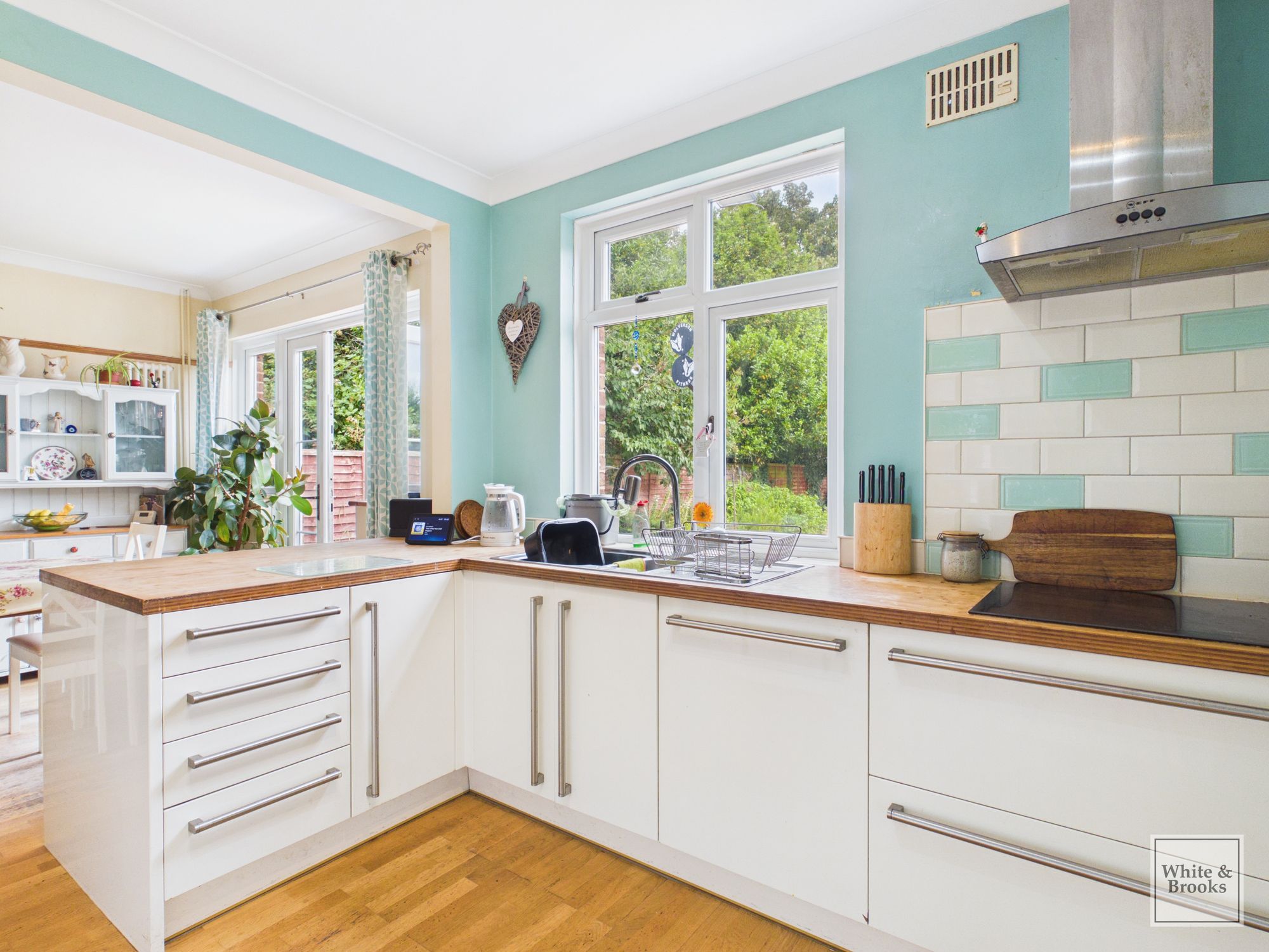 4 bed detached house for sale in Victoria Drive, Bognor Regis, PO21  - Property Image 10
