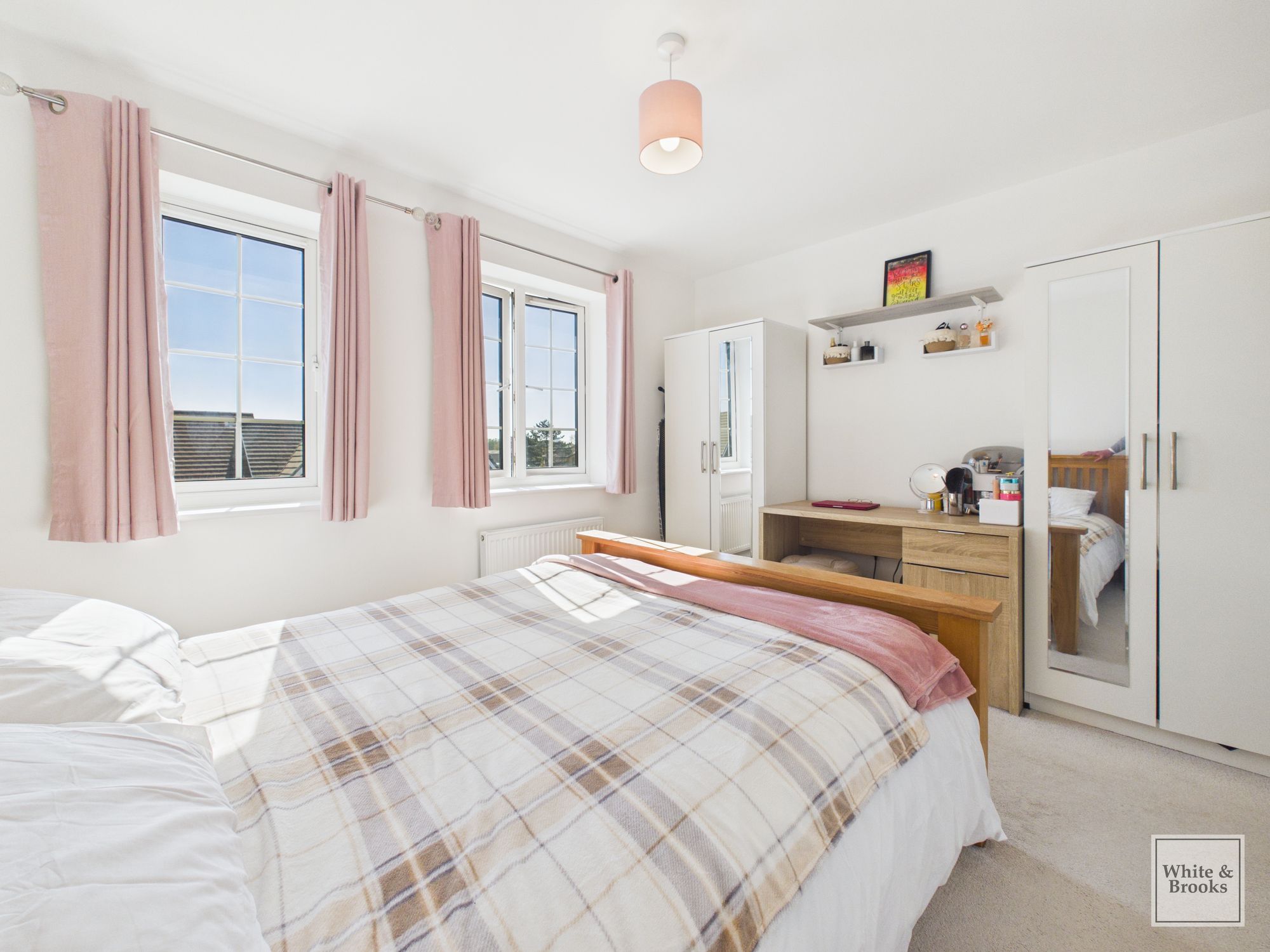 2 bed flat for sale in Richard Road, Chichester, PO19 6
