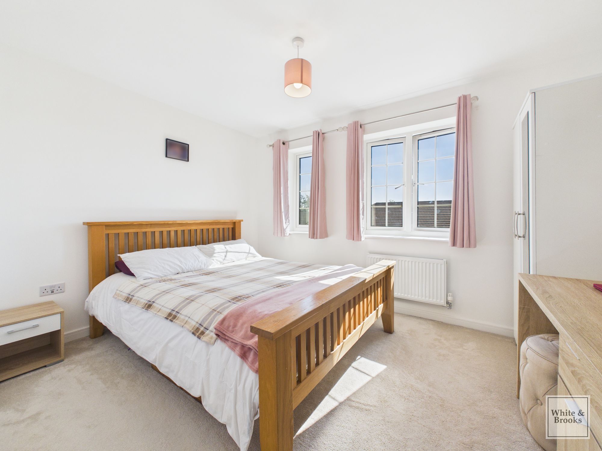 2 bed flat for sale in Richard Road, Chichester, PO19 7