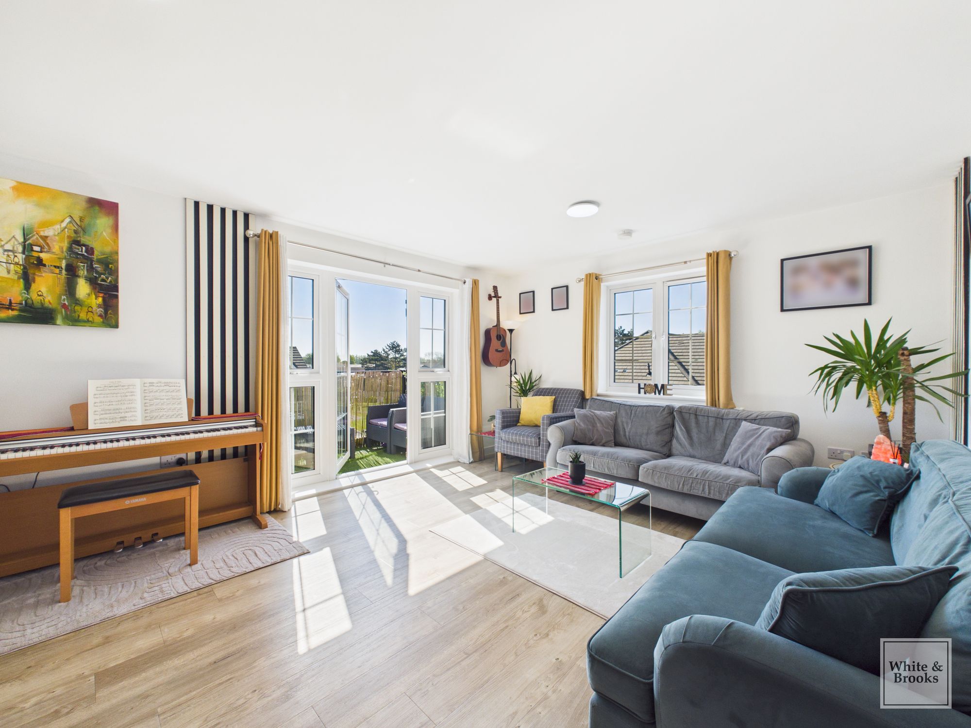 2 bed flat for sale in Richard Road, Chichester, PO19  - Property Image 2