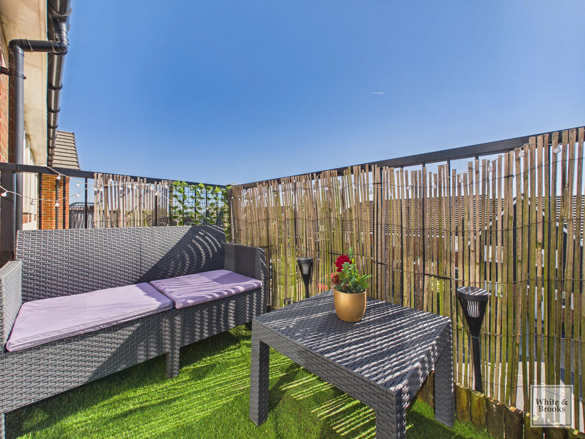 2 bed flat for sale in Richard Road, Chichester, PO19  - Property Image 13