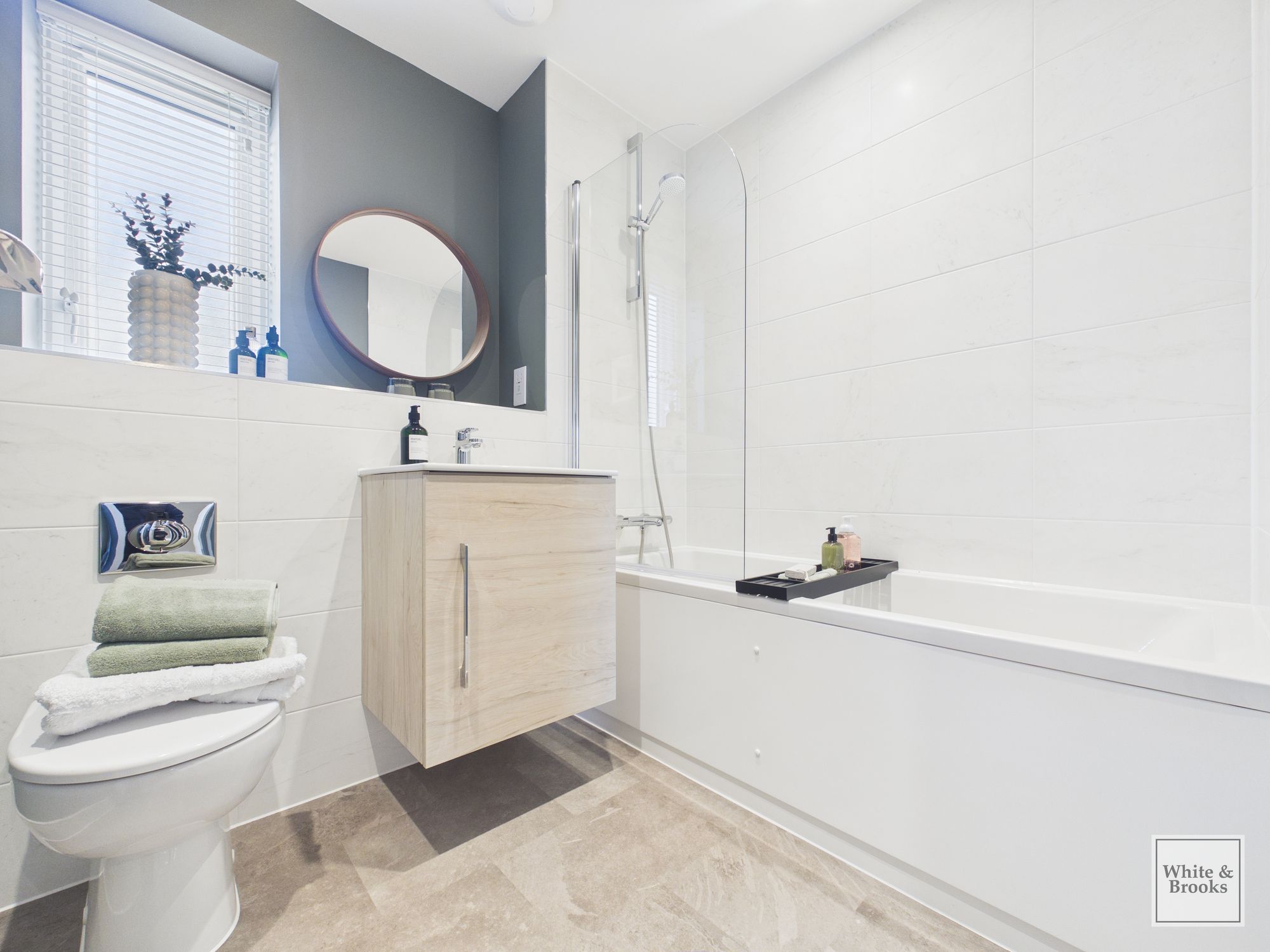 2 bed semi-detached house for sale in Luker Place, Romney Broadwalk, PO22  - Property Image 5