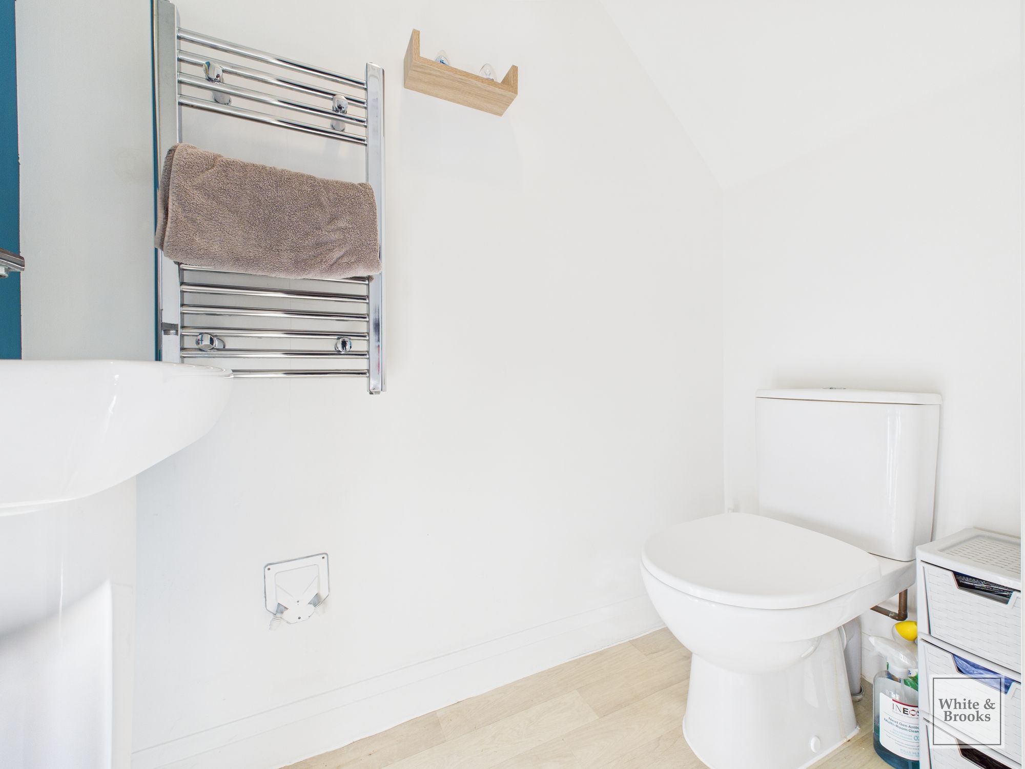 2 bed semi-detached house for sale in Gerard Walk, Westhampnett, PO18  - Property Image 9