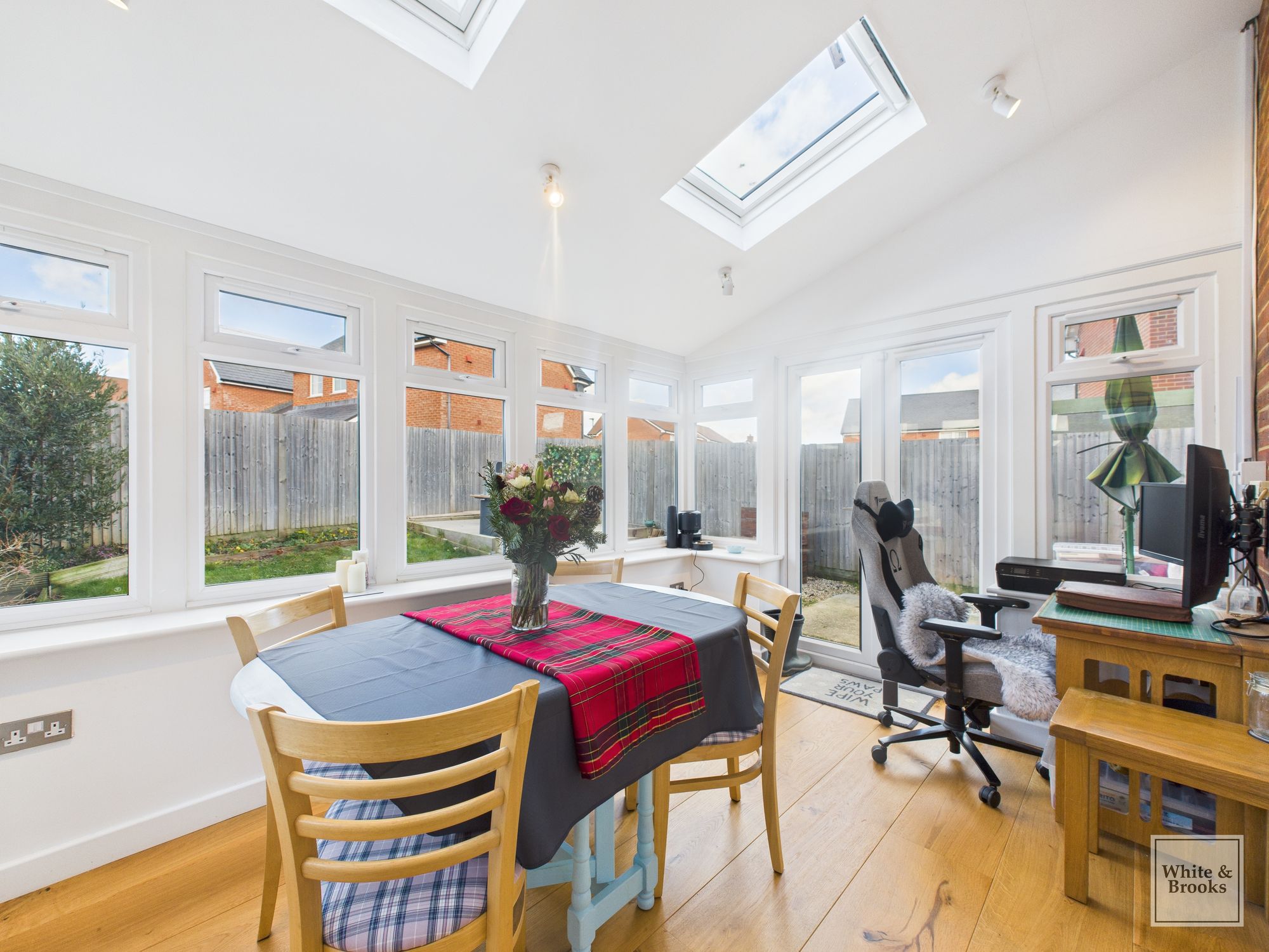 2 bed semi-detached house for sale in Gerard Walk, Westhampnett, PO18  - Property Image 8