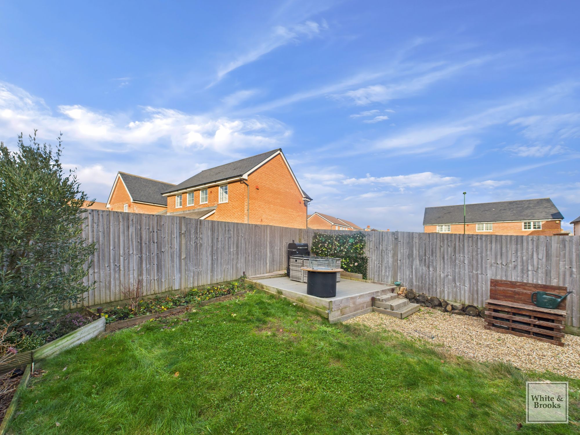 2 bed semi-detached house for sale in Gerard Walk, Westhampnett, PO18  - Property Image 16
