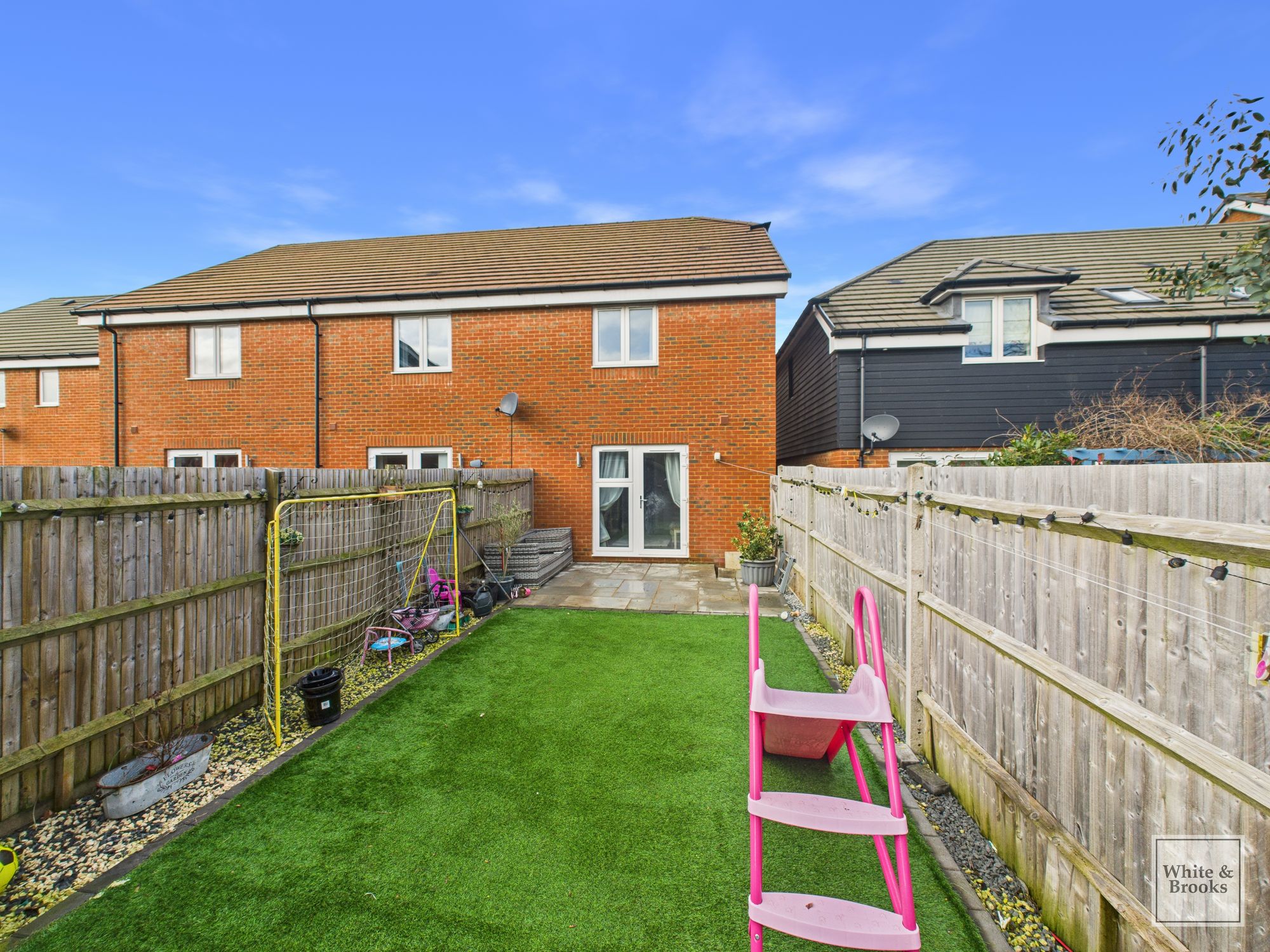 2 bed end of terrace house for sale in Cyril Way, Chichester, PO19 13