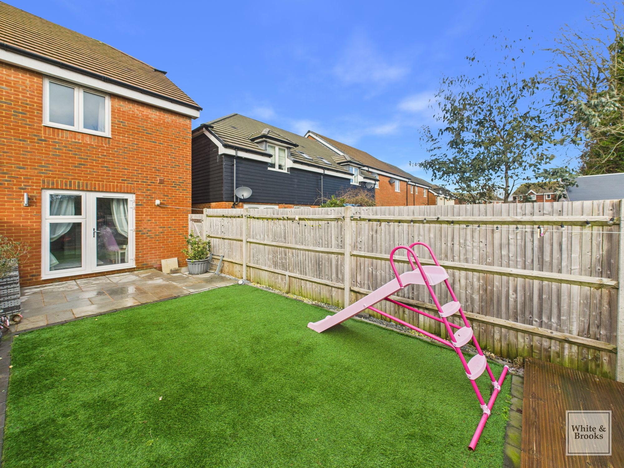 2 bed end of terrace house for sale in Cyril Way, Chichester, PO19  - Property Image 16