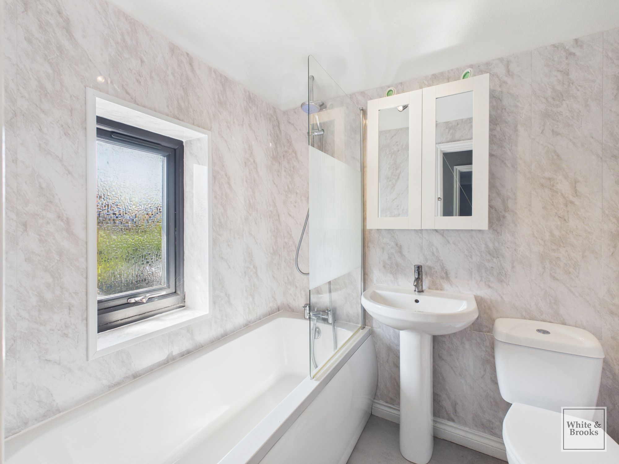2 bed end of terrace house for sale in Foundry Road, Yapton, BN18 14