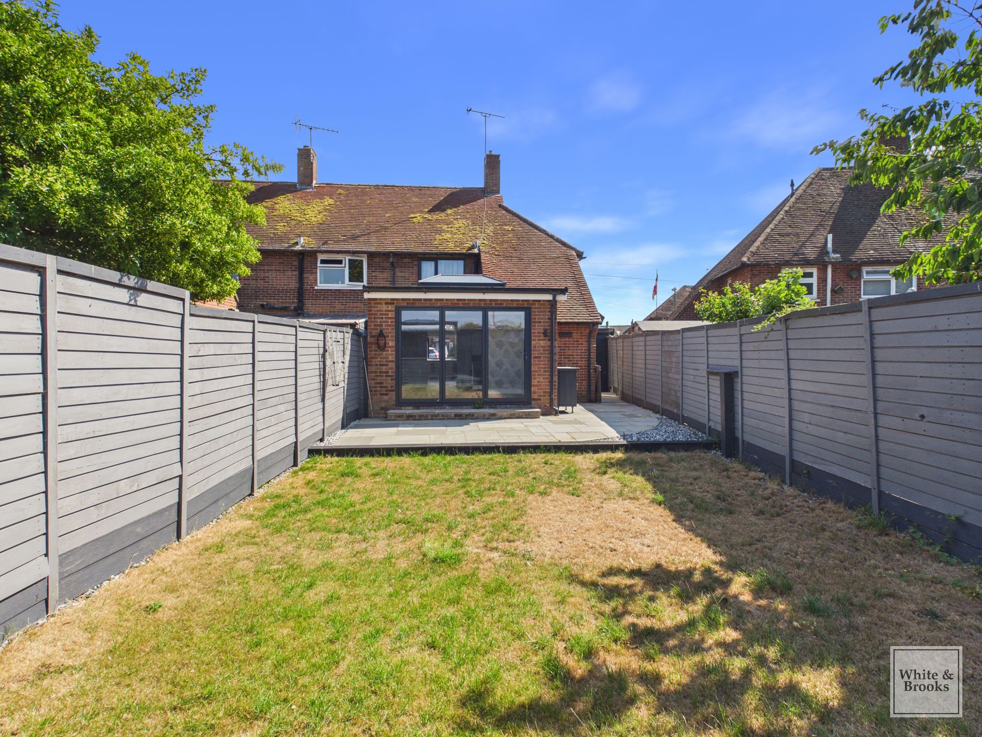 2 bed end of terrace house for sale in Foundry Road, Yapton, BN18 19