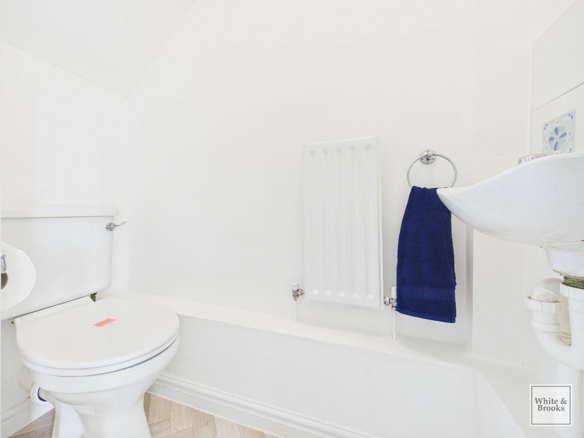 3 bed end of terrace house for sale in The Sadlers, Westhampnett, PO18  - Property Image 7