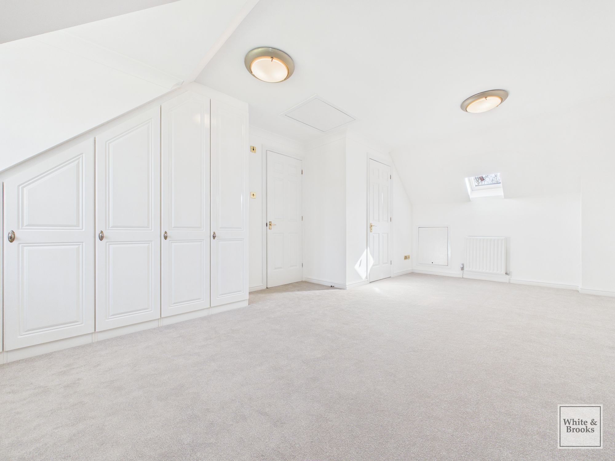 3 bed end of terrace house for sale in The Sadlers, Westhampnett, PO18  - Property Image 9