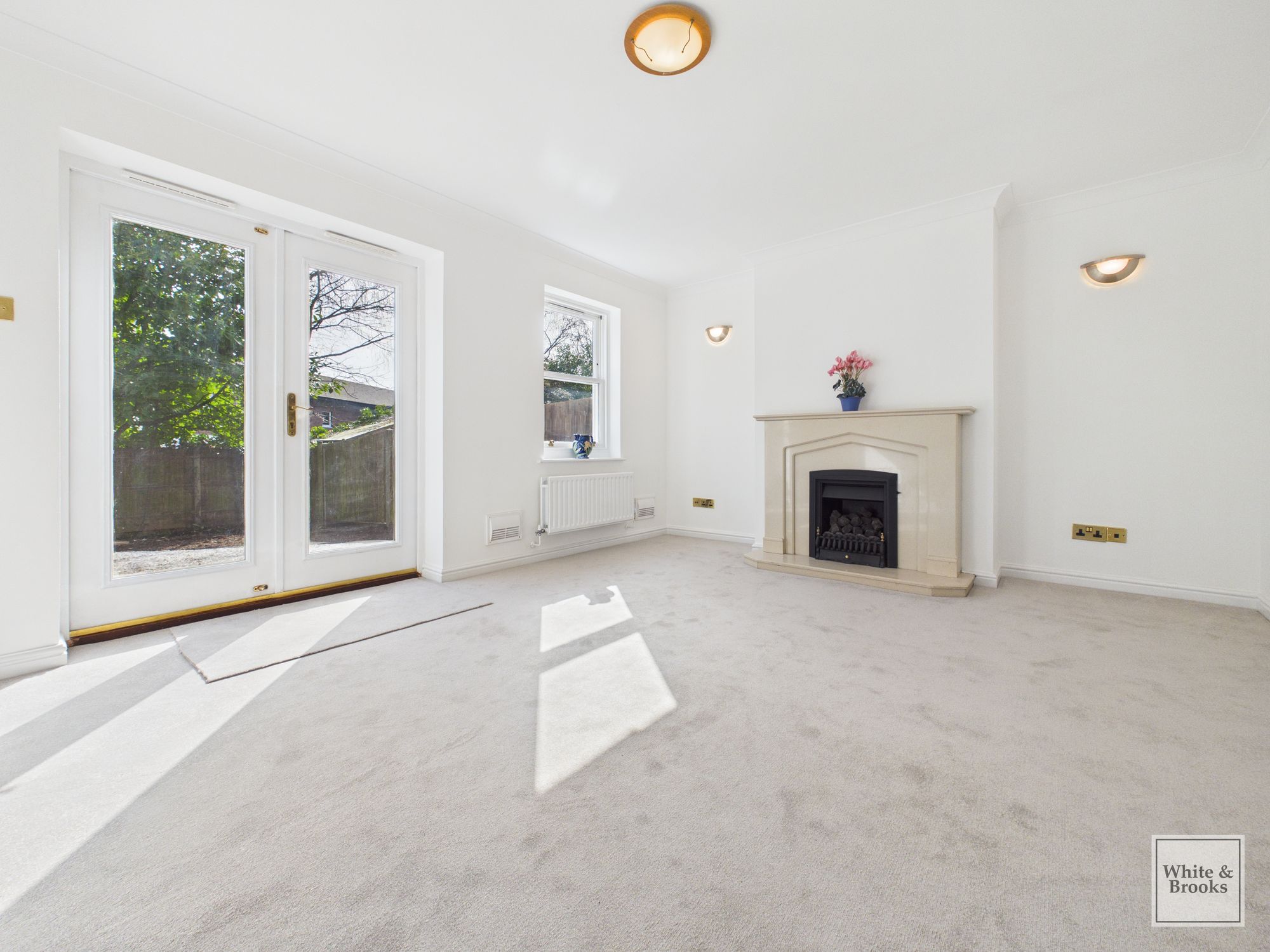 3 bed end of terrace house for sale in The Sadlers, Westhampnett, PO18 3