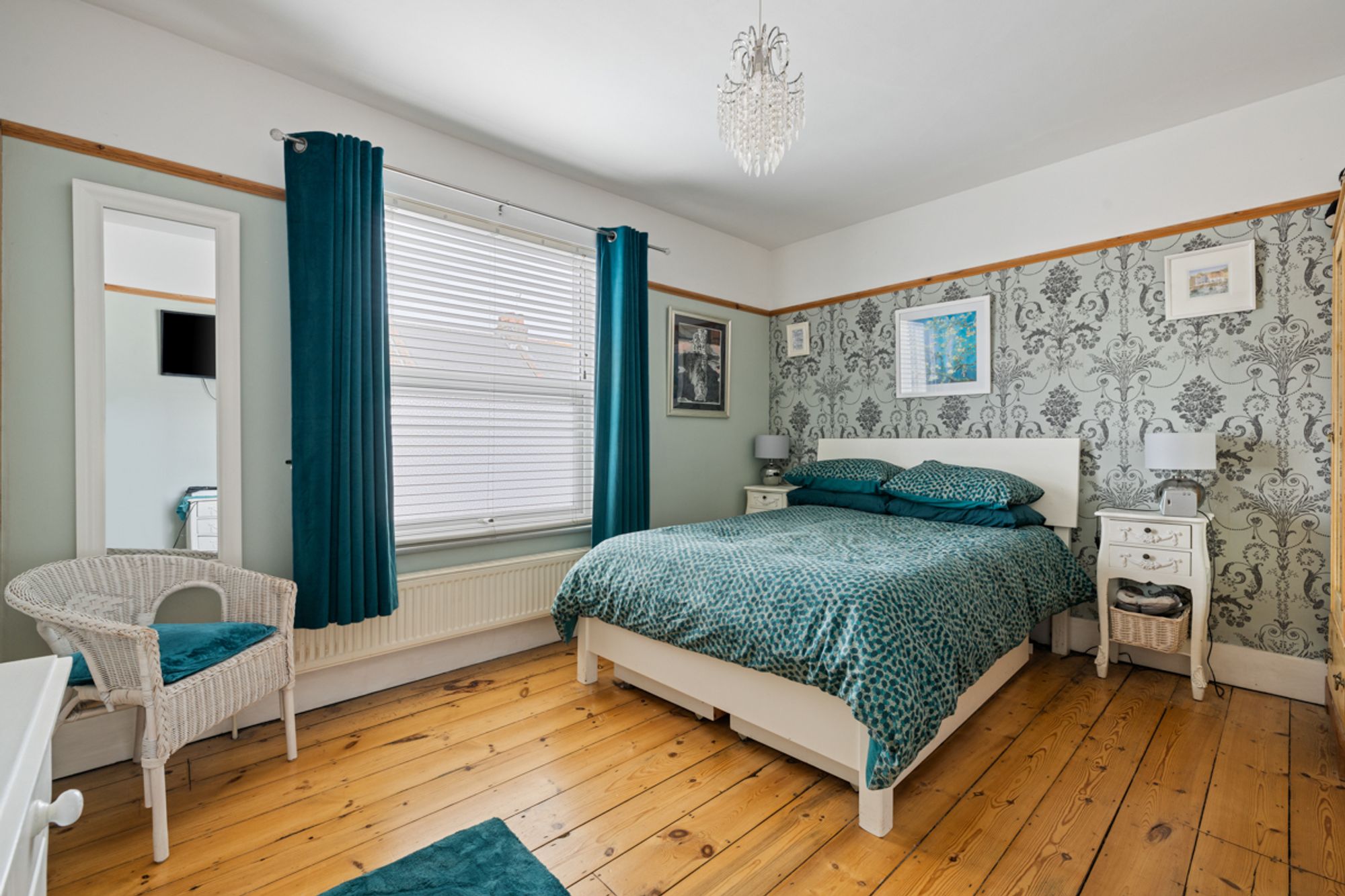 2 bed semi-detached house for sale in Essex Road, Bognor Regis, PO21  - Property Image 4