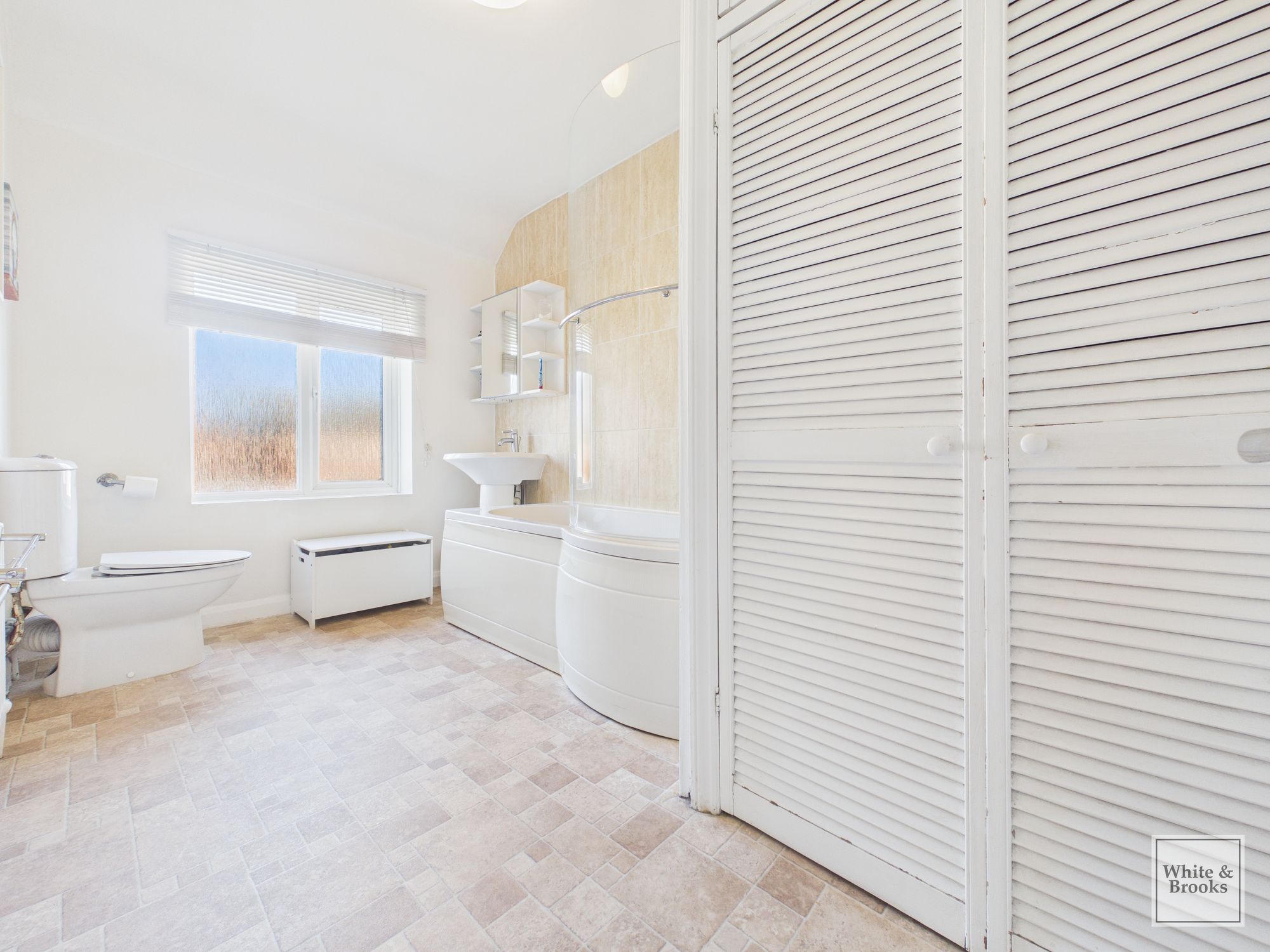 2 bed mid-terraced house for sale in Gilmore Road, Chichester, PO19 13