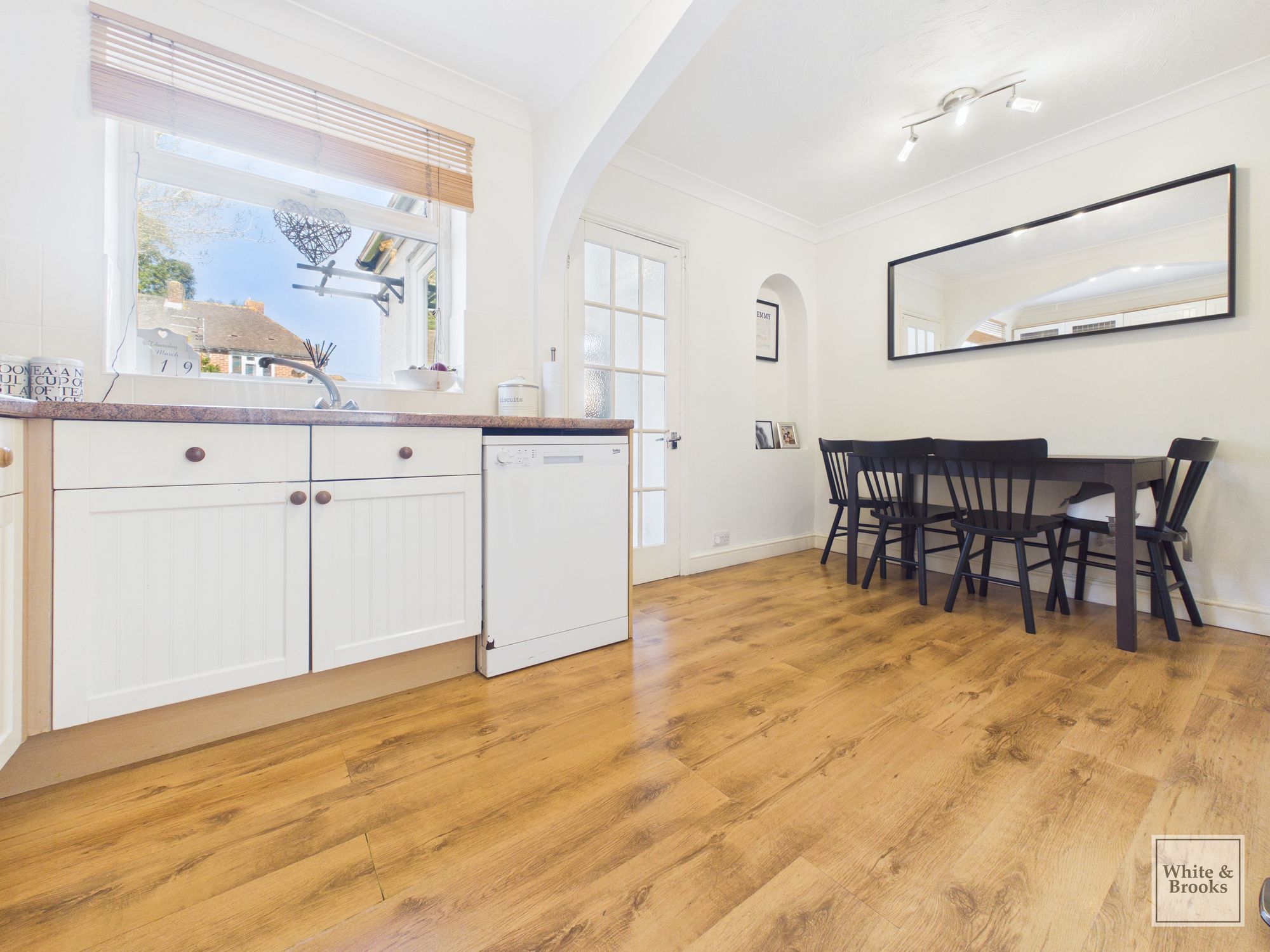 2 bed mid-terraced house for sale in Gilmore Road, Chichester, PO19  - Property Image 8