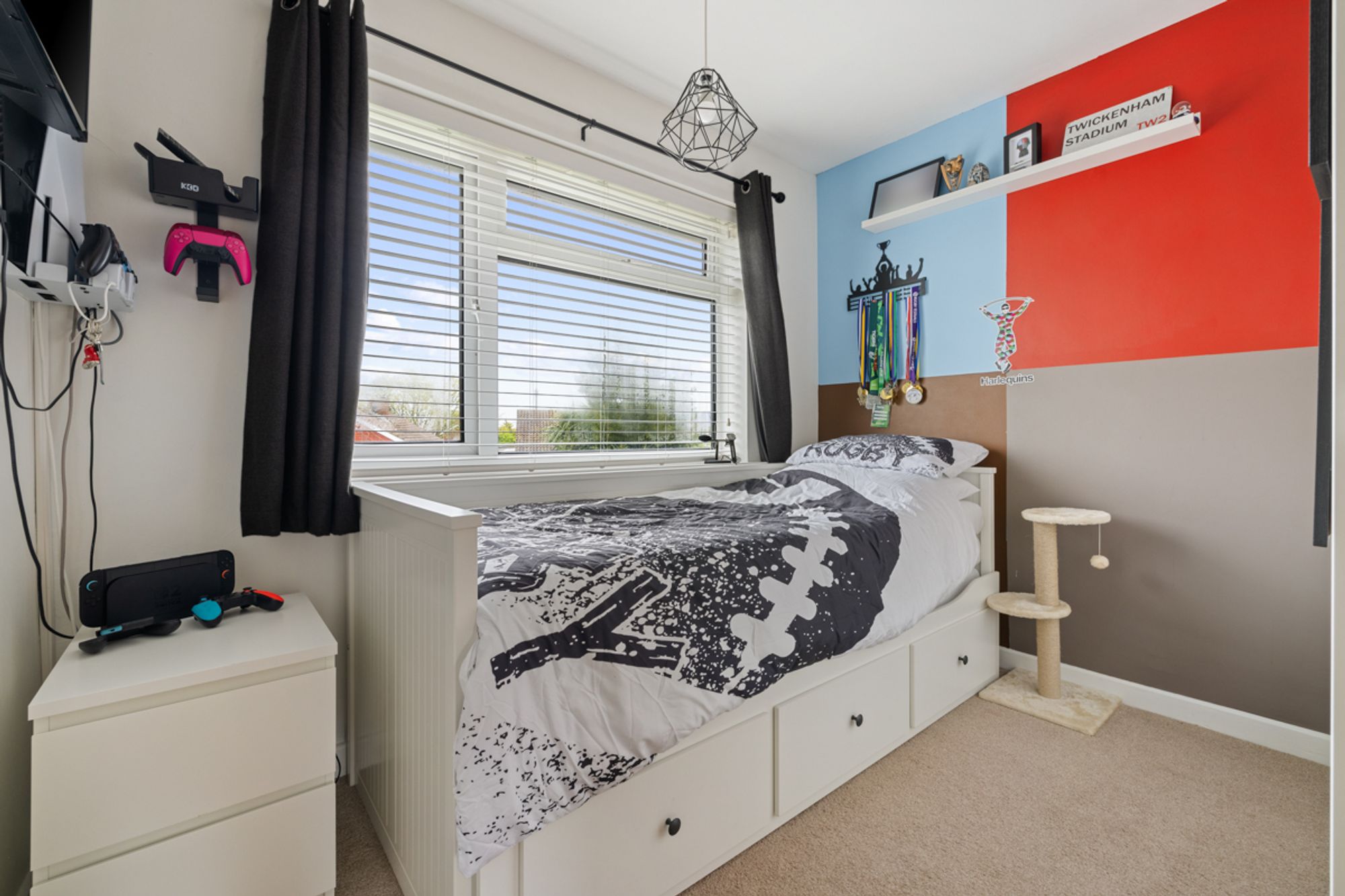 3 bed detached house for sale in Windsor Close, West Meads, PO21  - Property Image 6