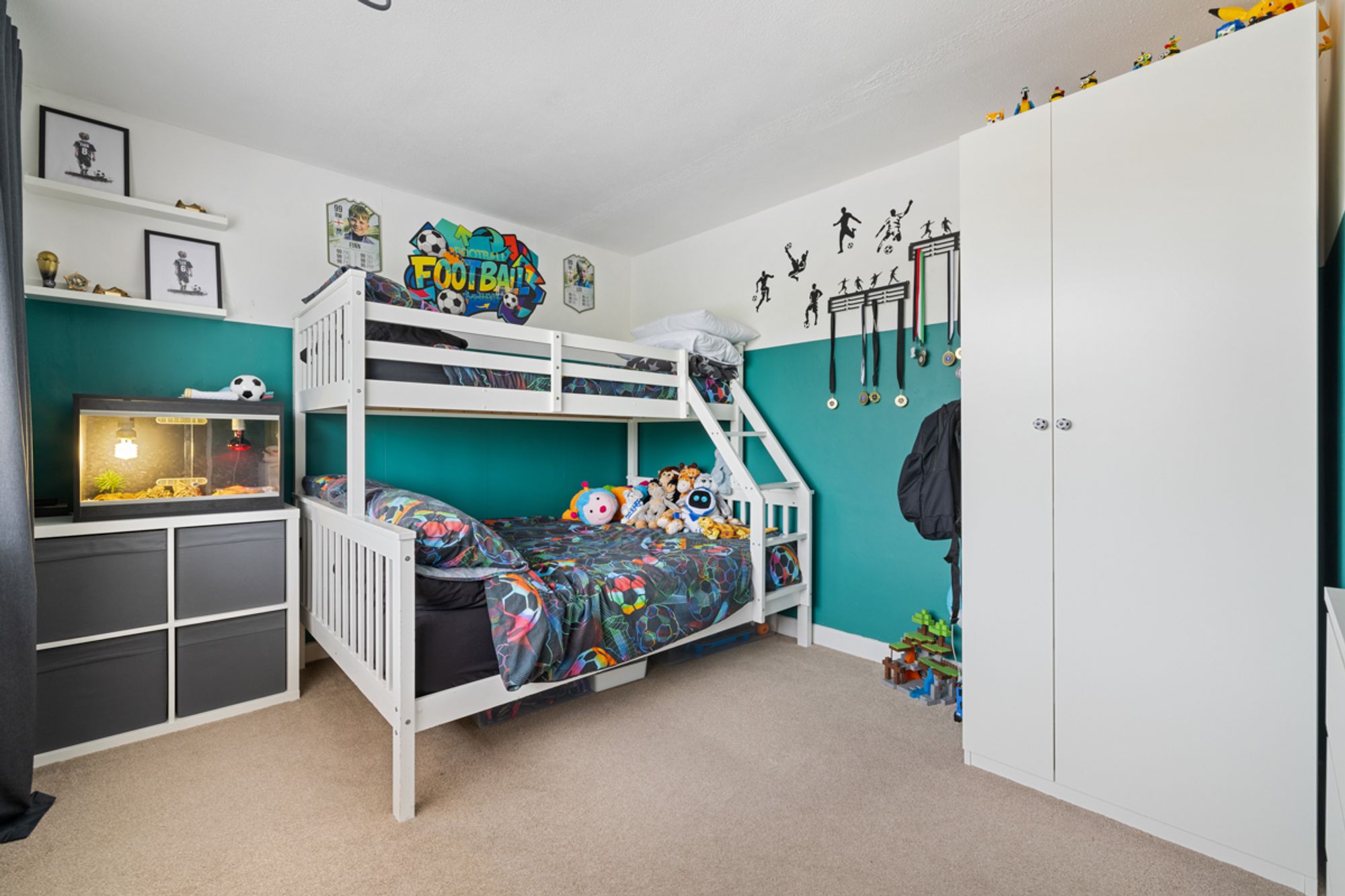 3 bed detached house for sale in Windsor Close, West Meads, PO21  - Property Image 5