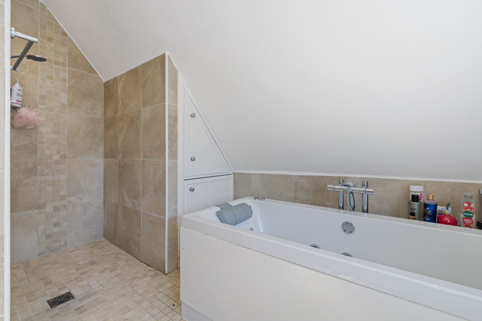 6 bed detached house for sale in Hawthorn Road, Bognor Regis, PO21 9