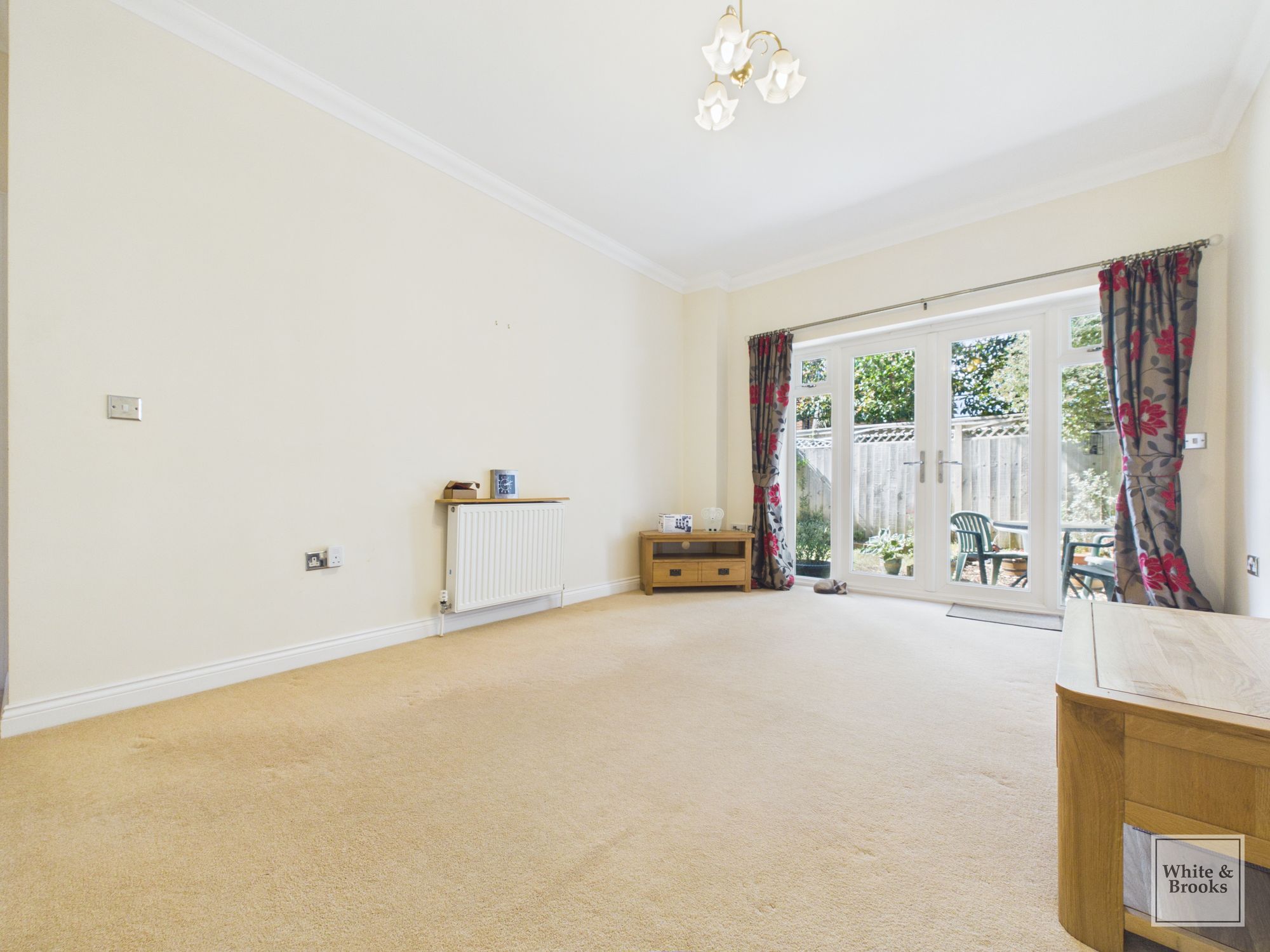 2 bed apartment for sale in Lavant Road, Bernardsgate, PO19 5