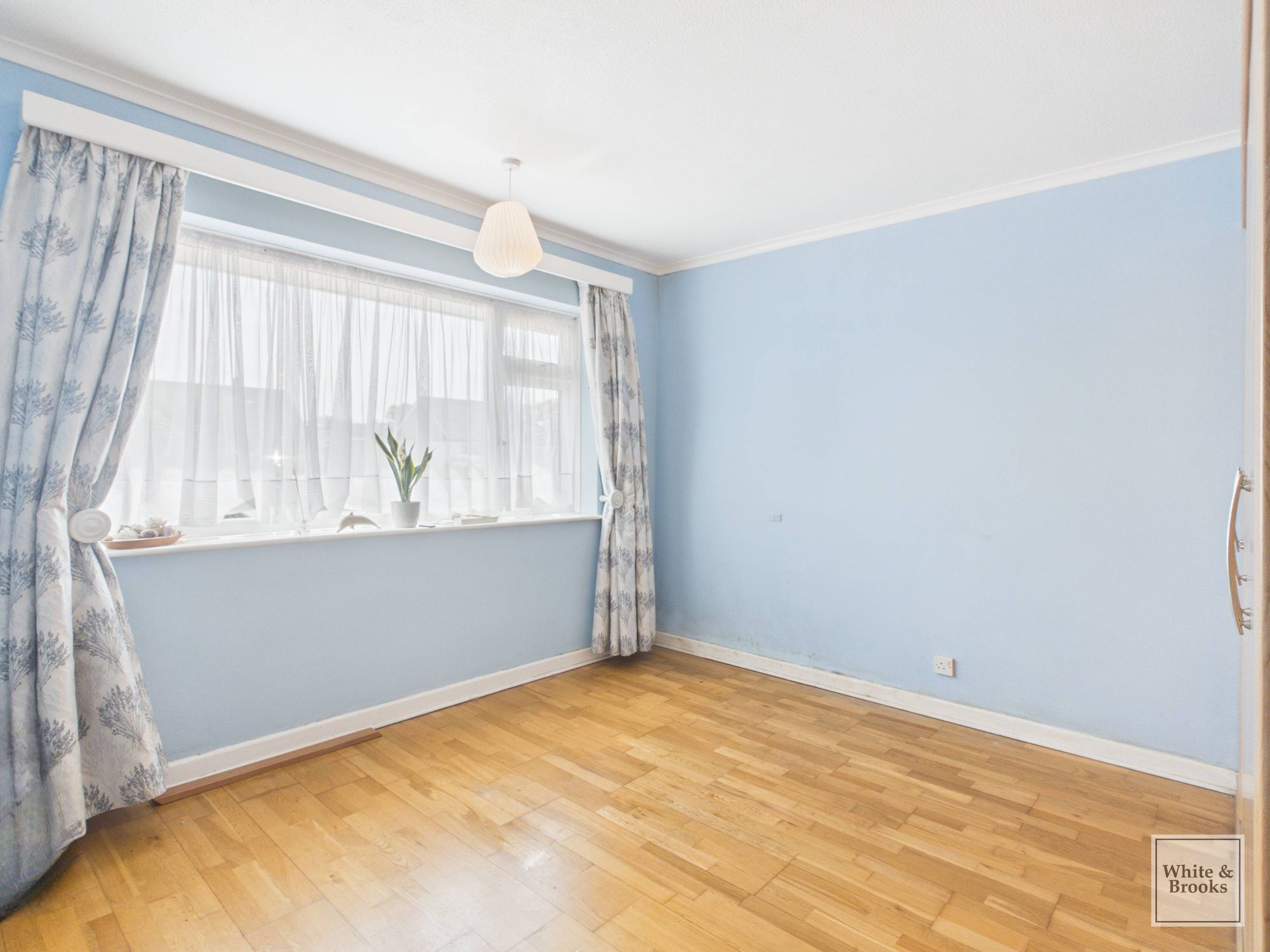 2 bed detached bungalow for sale in Hughes Close, West Meads, PO21 9