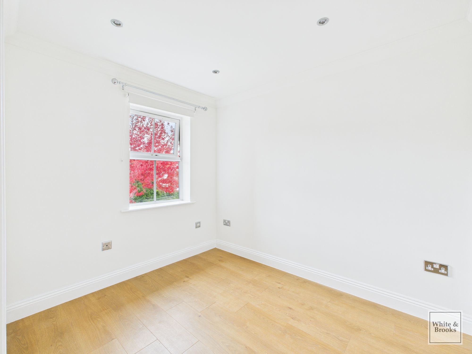 2 bed flat for sale in Barnham Road, Barnham, PO22 4
