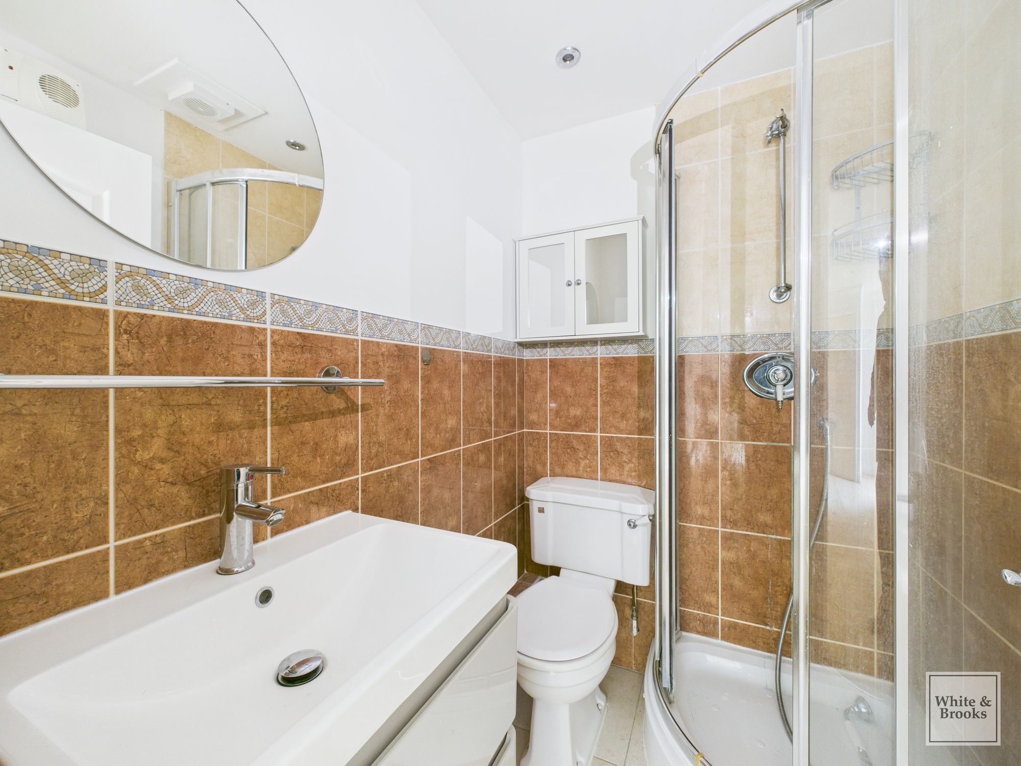 2 bed flat for sale in Barnham Road, Barnham, PO22 7